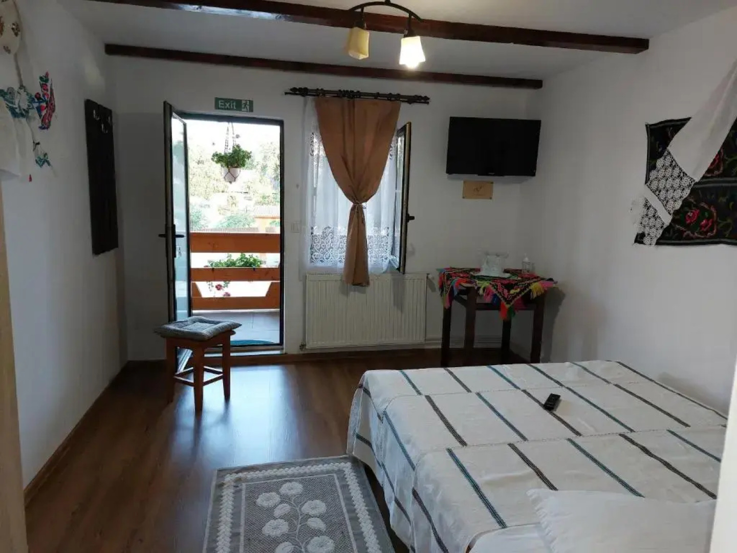 Pensiune agroturistică "Casa Teodora"