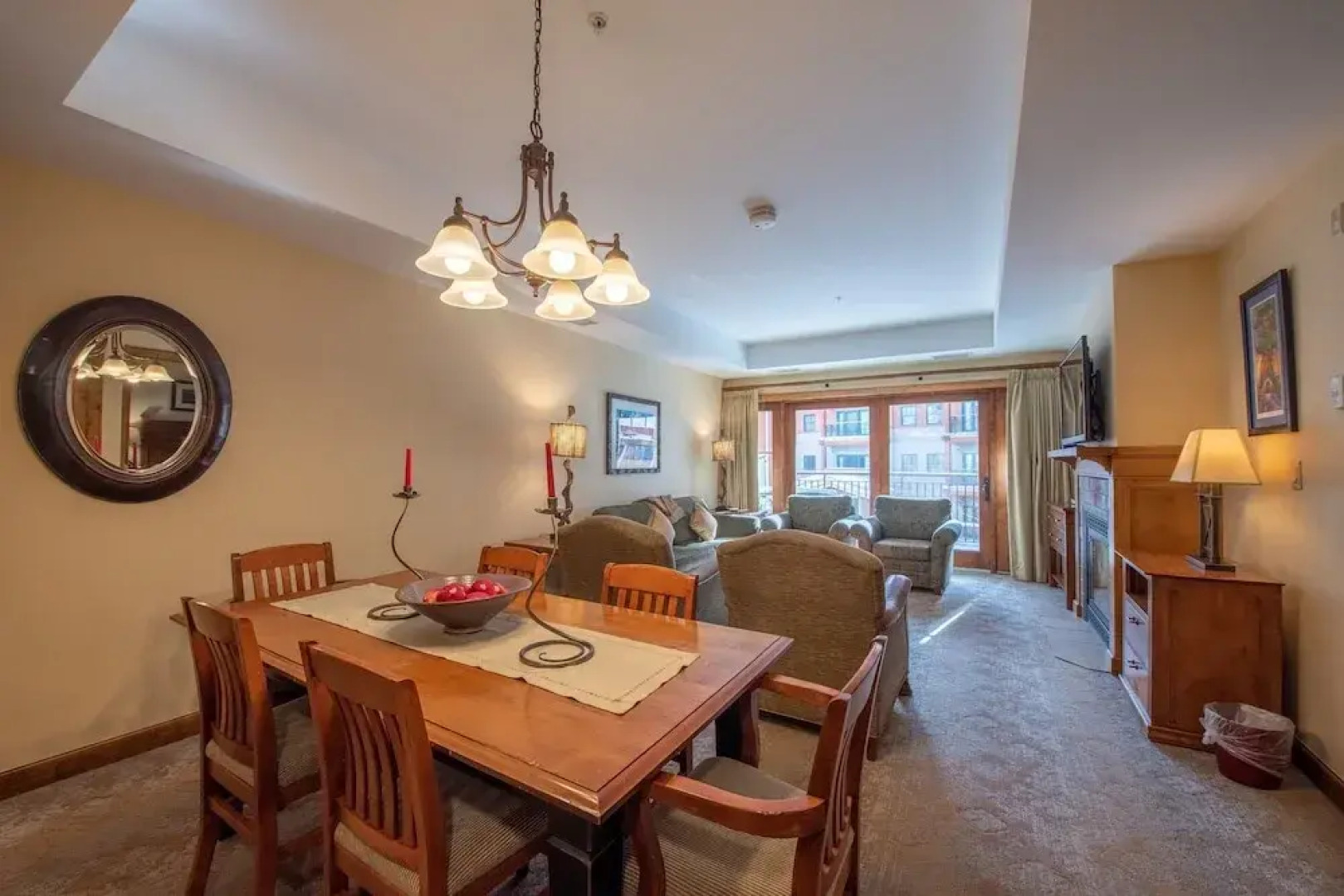 Spacious 2 Bedroom Unit In Mountaineer Square Condo - No Cleaning Fee! by RedAwning