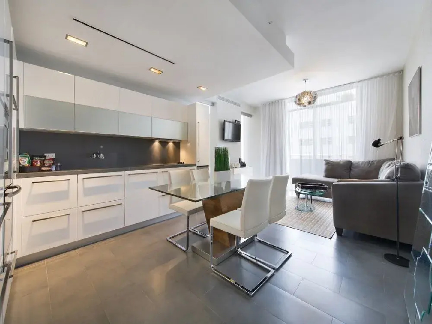 Santa Barbara Hostel