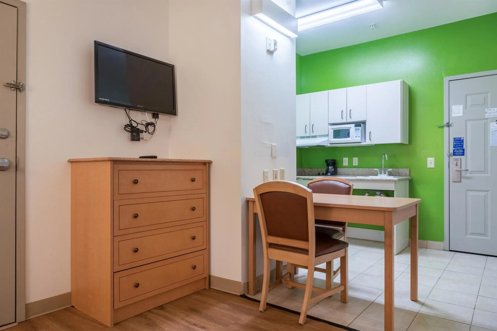 OYO Townhouse Sulphur, LA Extended Stay