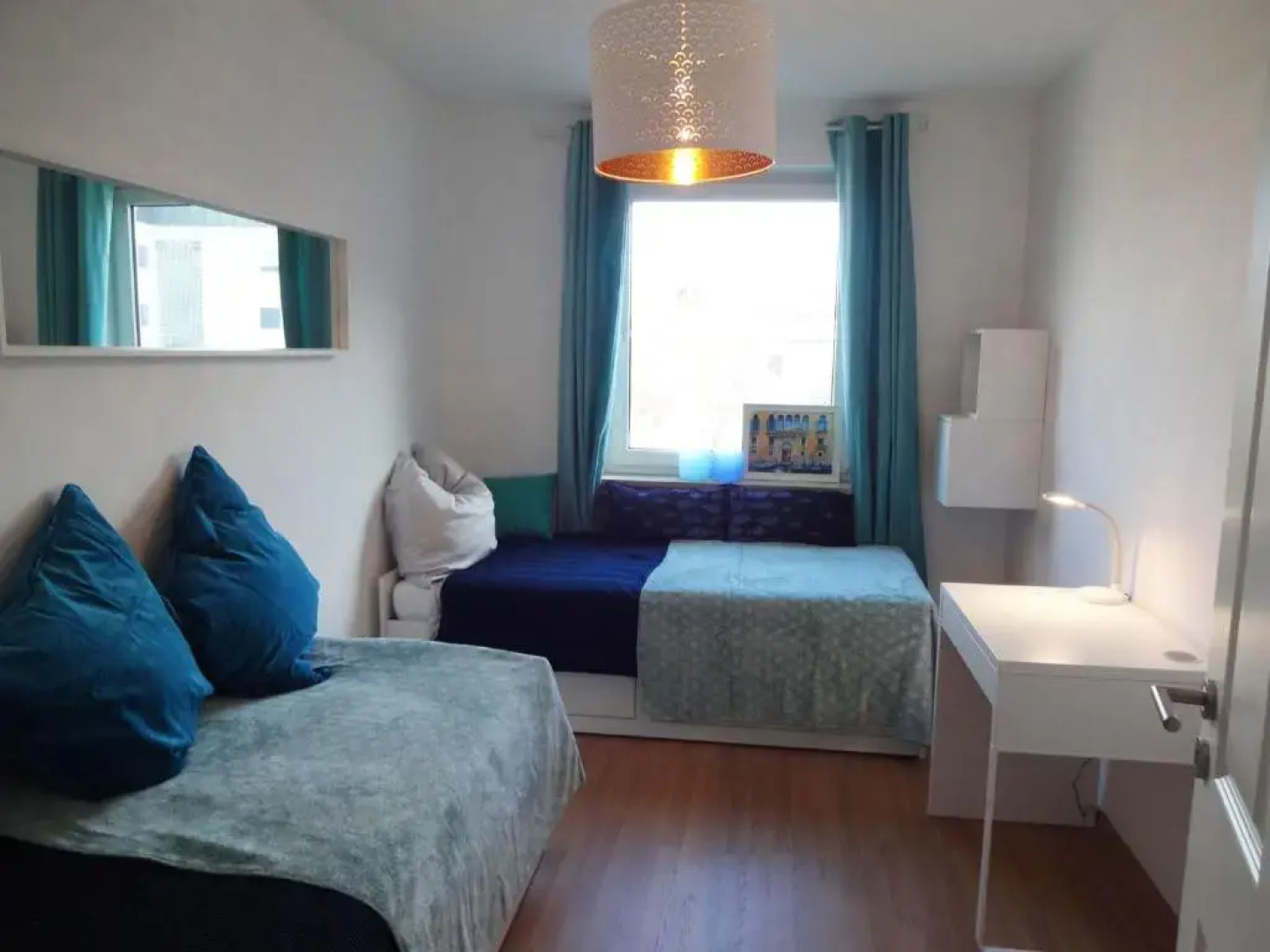 Schöne Wohnungen am Bahnhof in Dachau - 20 Min bis München Zentrum