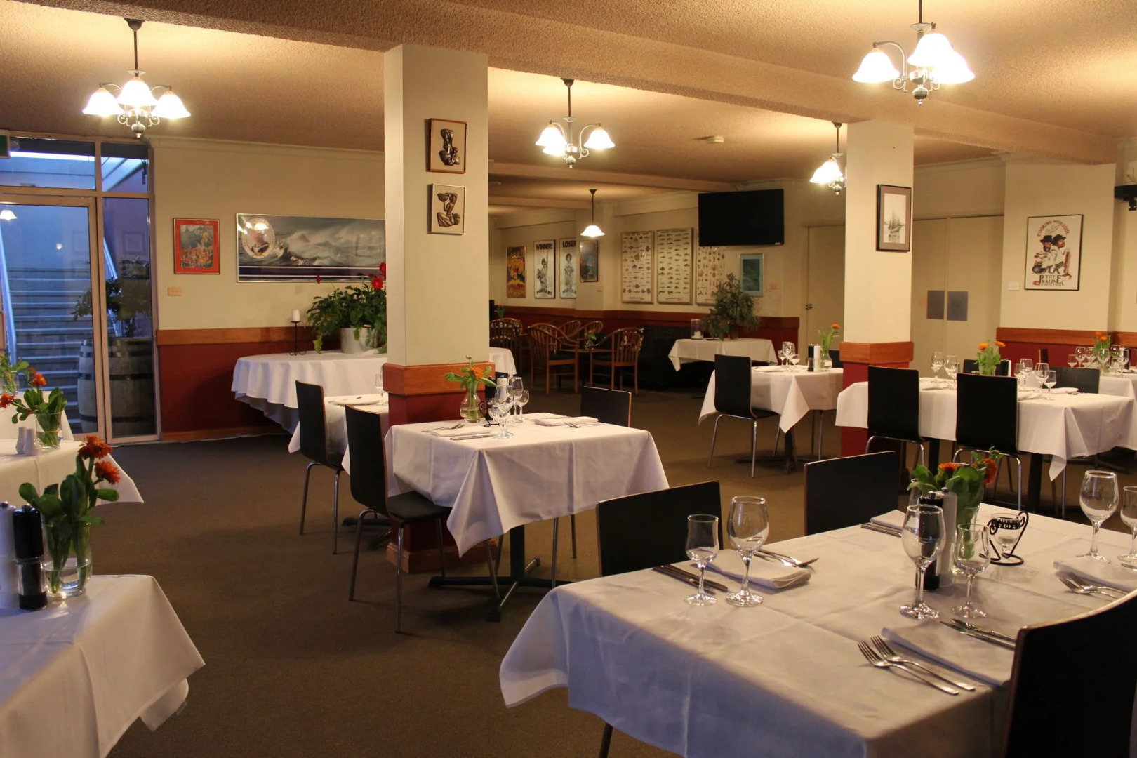 The Oriana Orange - Retro Hotel & Resort