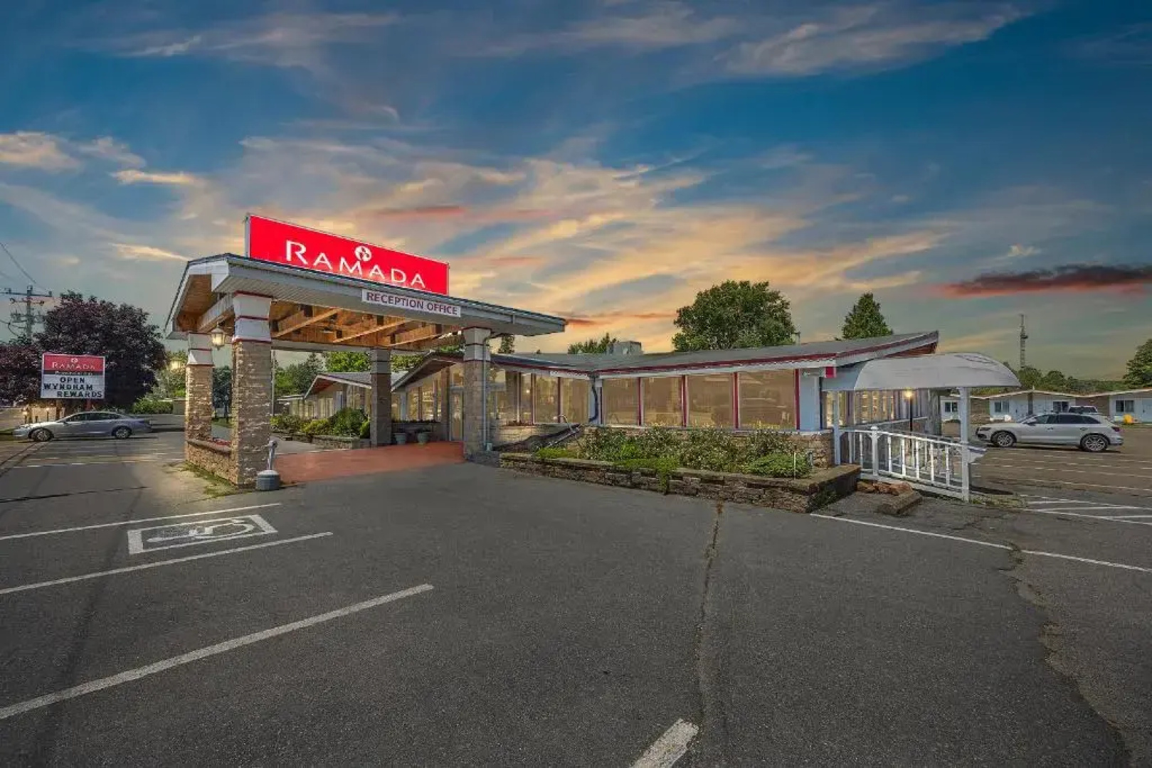 Ramada Gananoque Provincial Inn