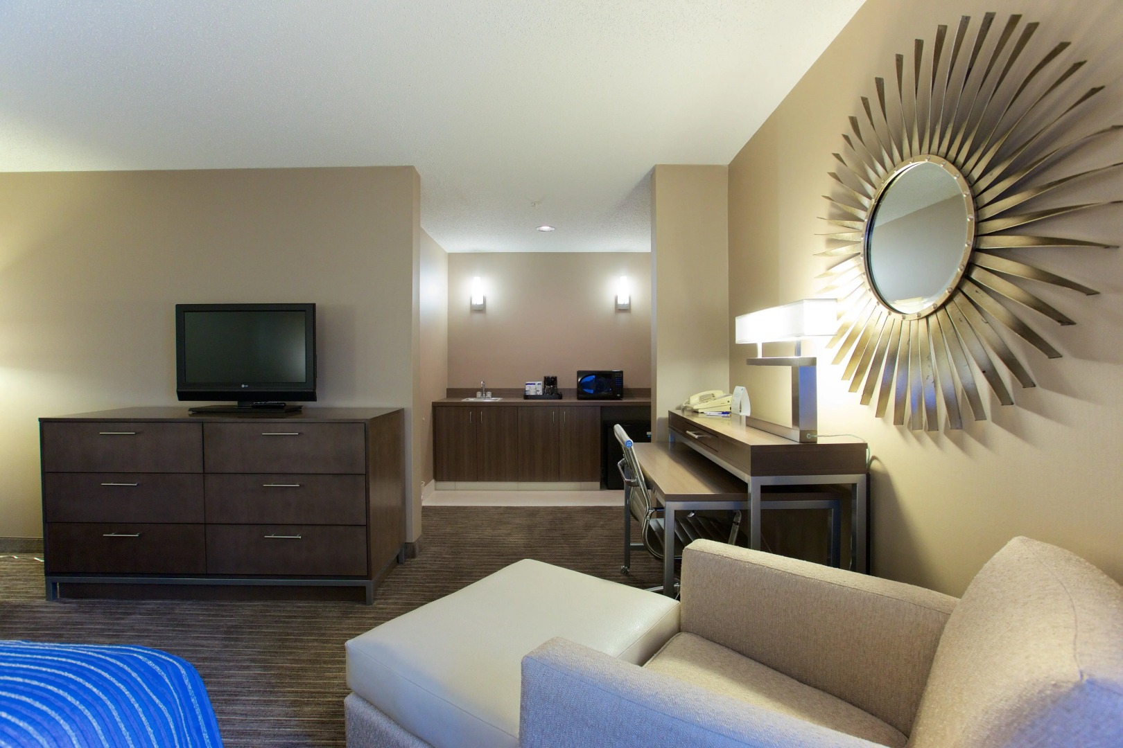 Holiday Inn Express Fargo-West Acres by IHG