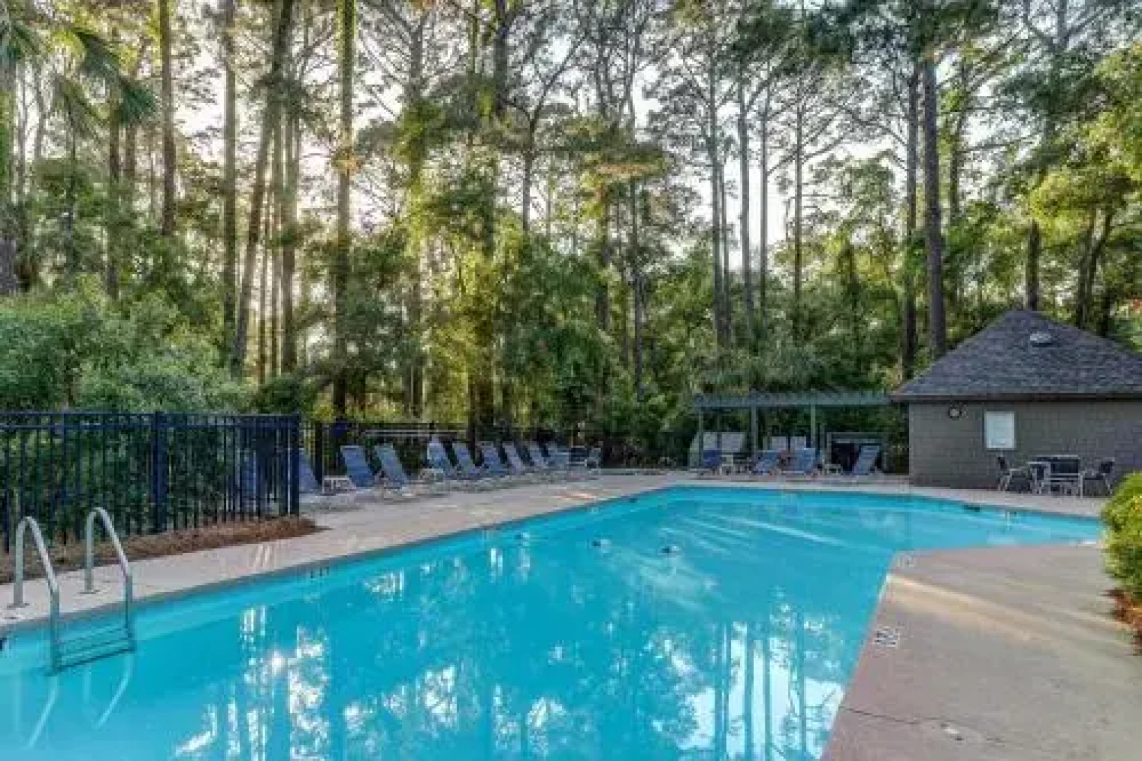 1070 Sparrow Pond Cottage