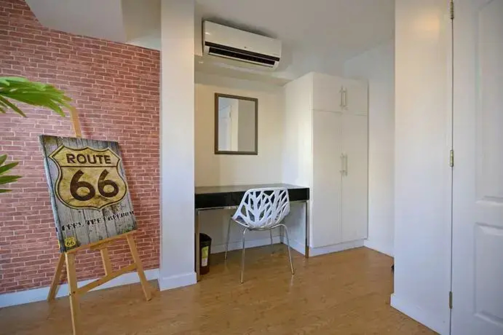 16/4 York Place Lets In The City Edinburgh