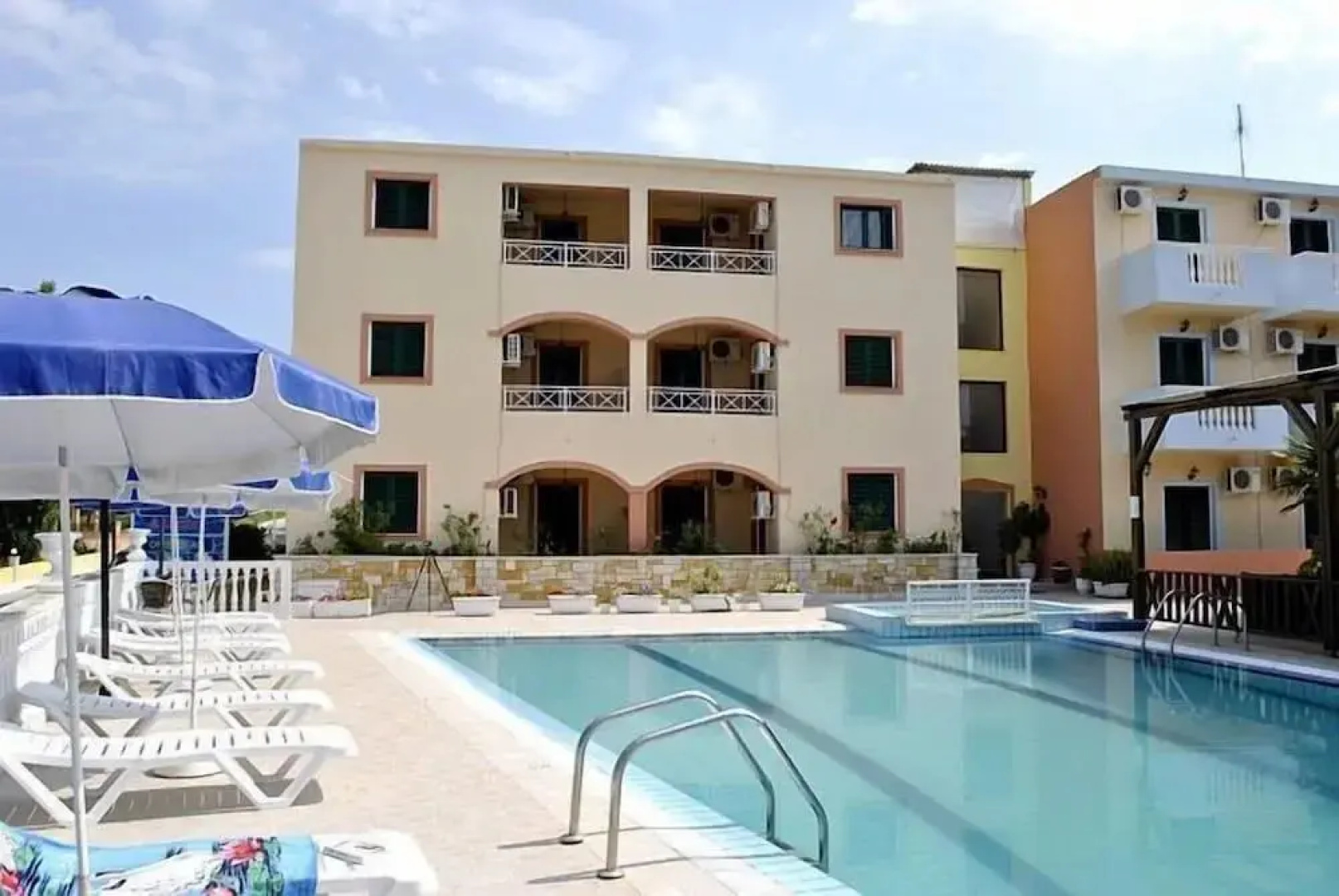 Kozanos Ii Apartments