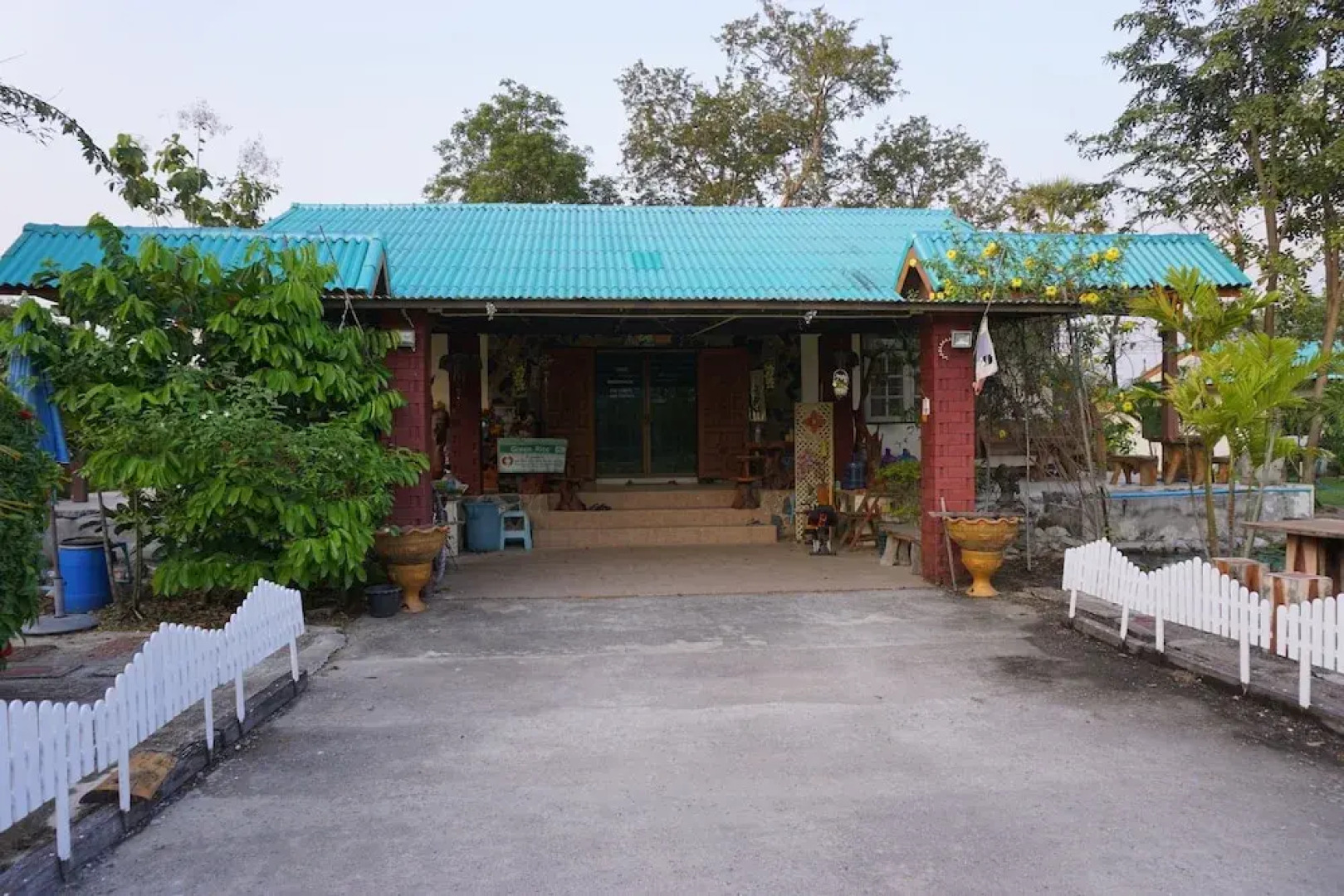 Ruenkhawhom Residence