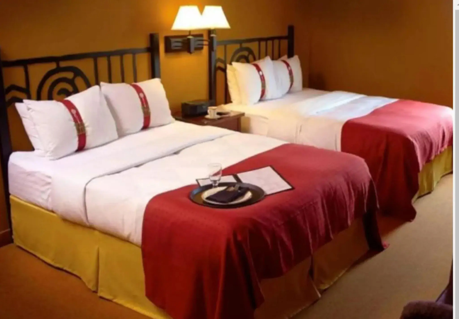 Holiday Inn Pewaukee - Milwaukee West by IHG