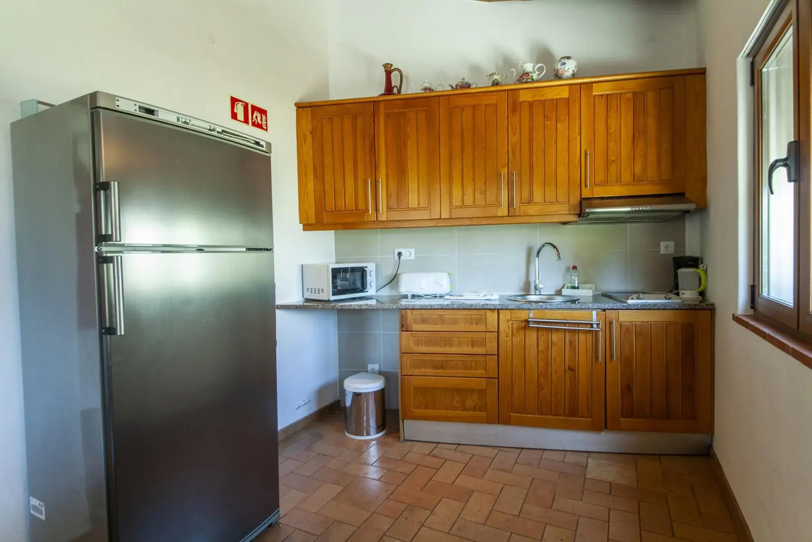 H - Arrifana Beach Studio in Montes de Praias Guesthouse in Aljezur