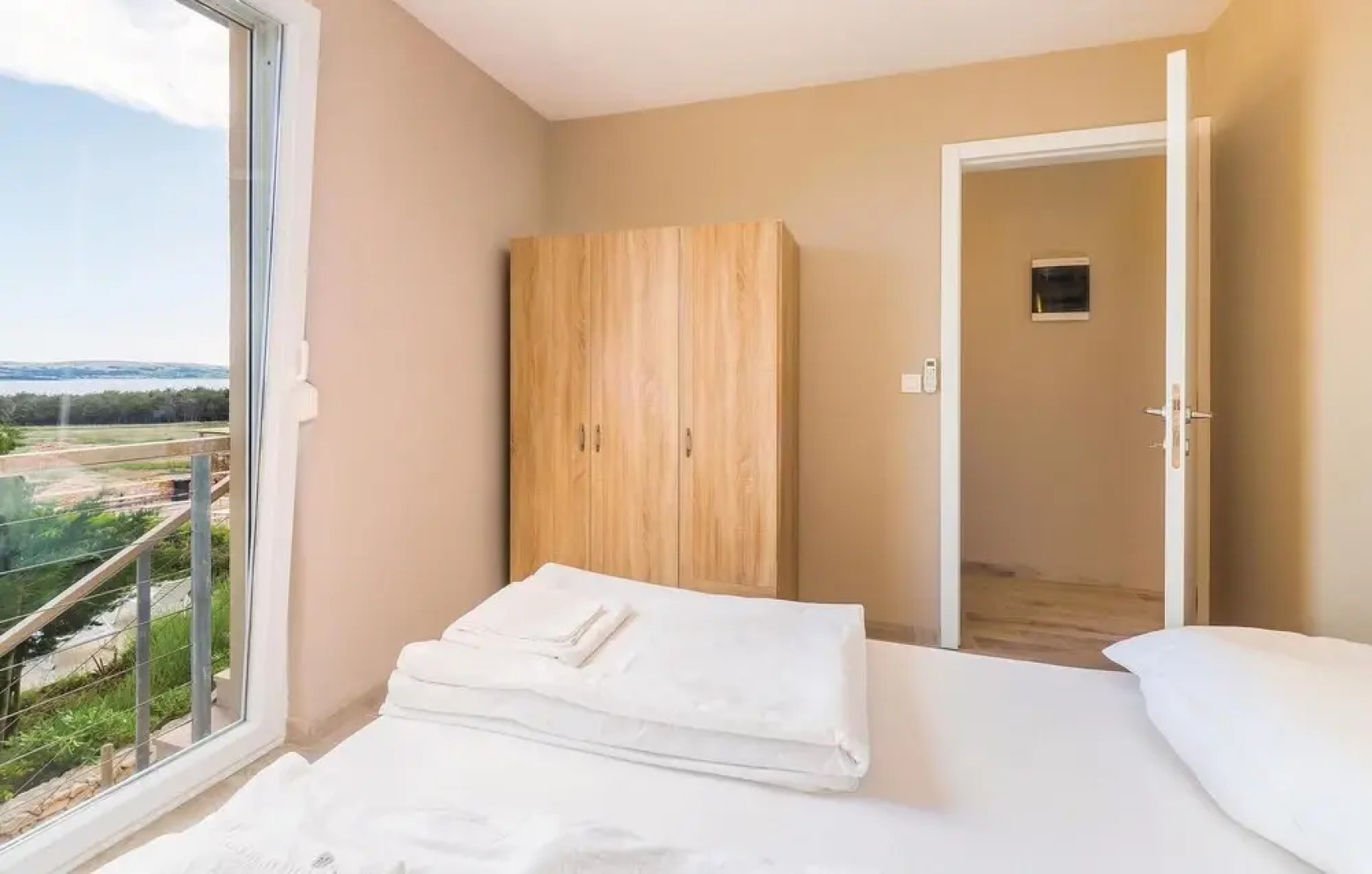 Awesome Home in Povljana With Wifi and 1 Bedrooms