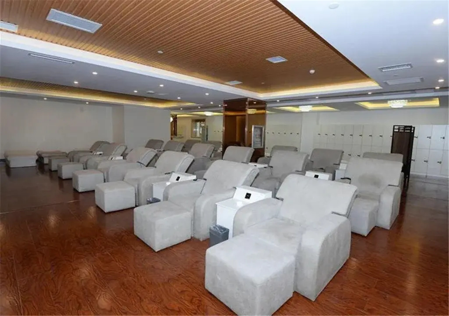 Taiyuan Xindongfang Hotel