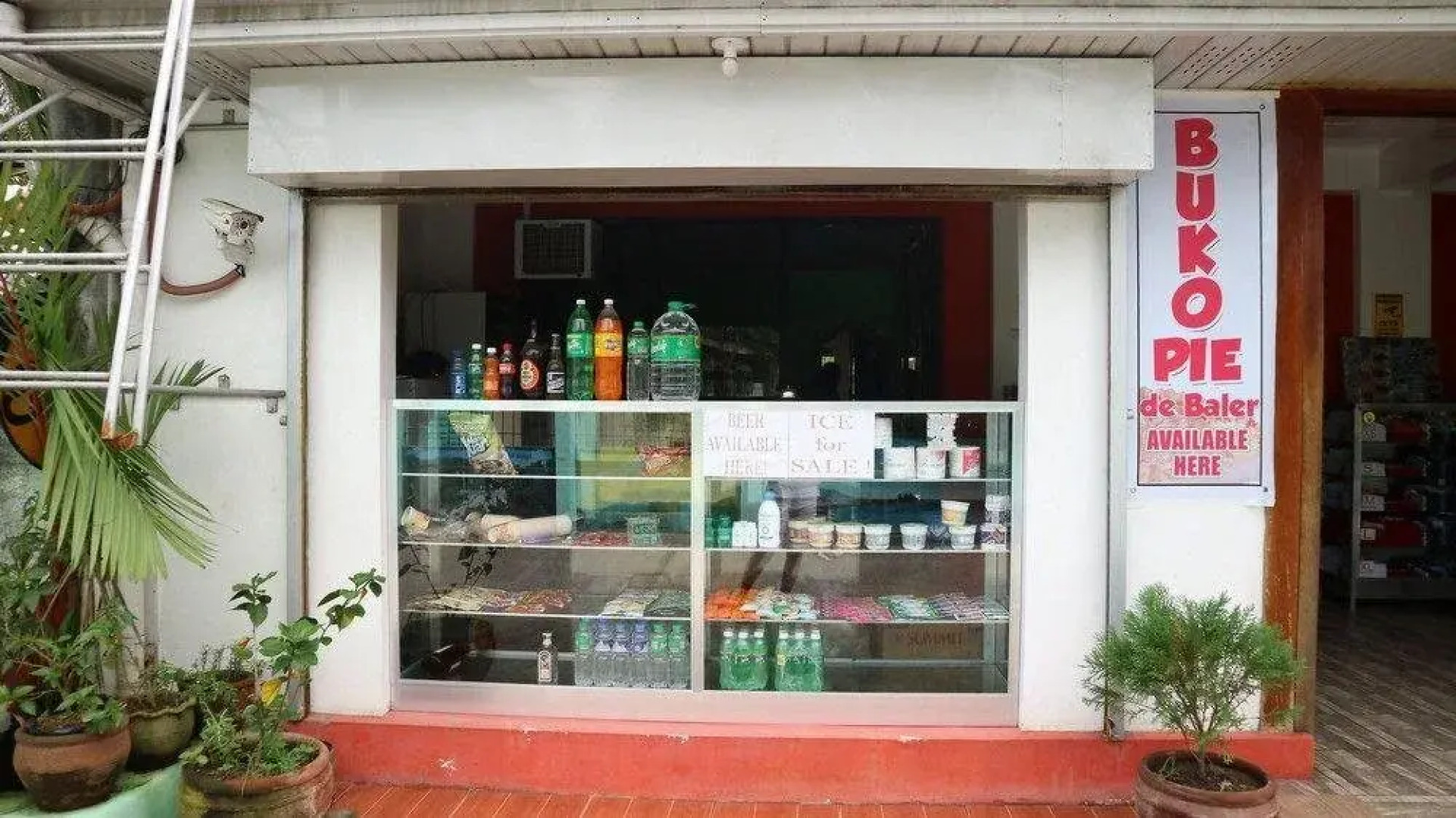 Jennifer's Inn Baler