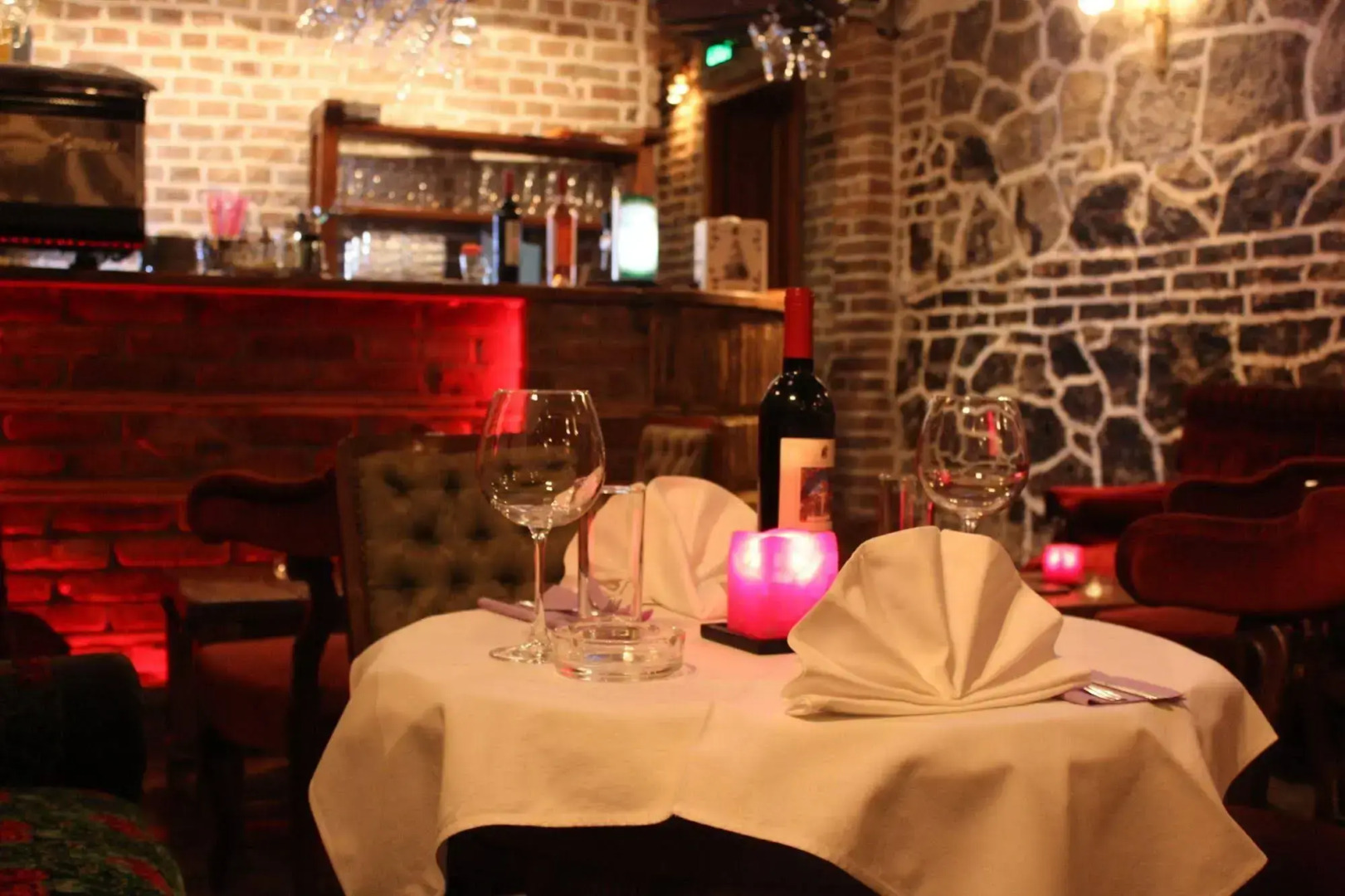 Pension Travelling Actor