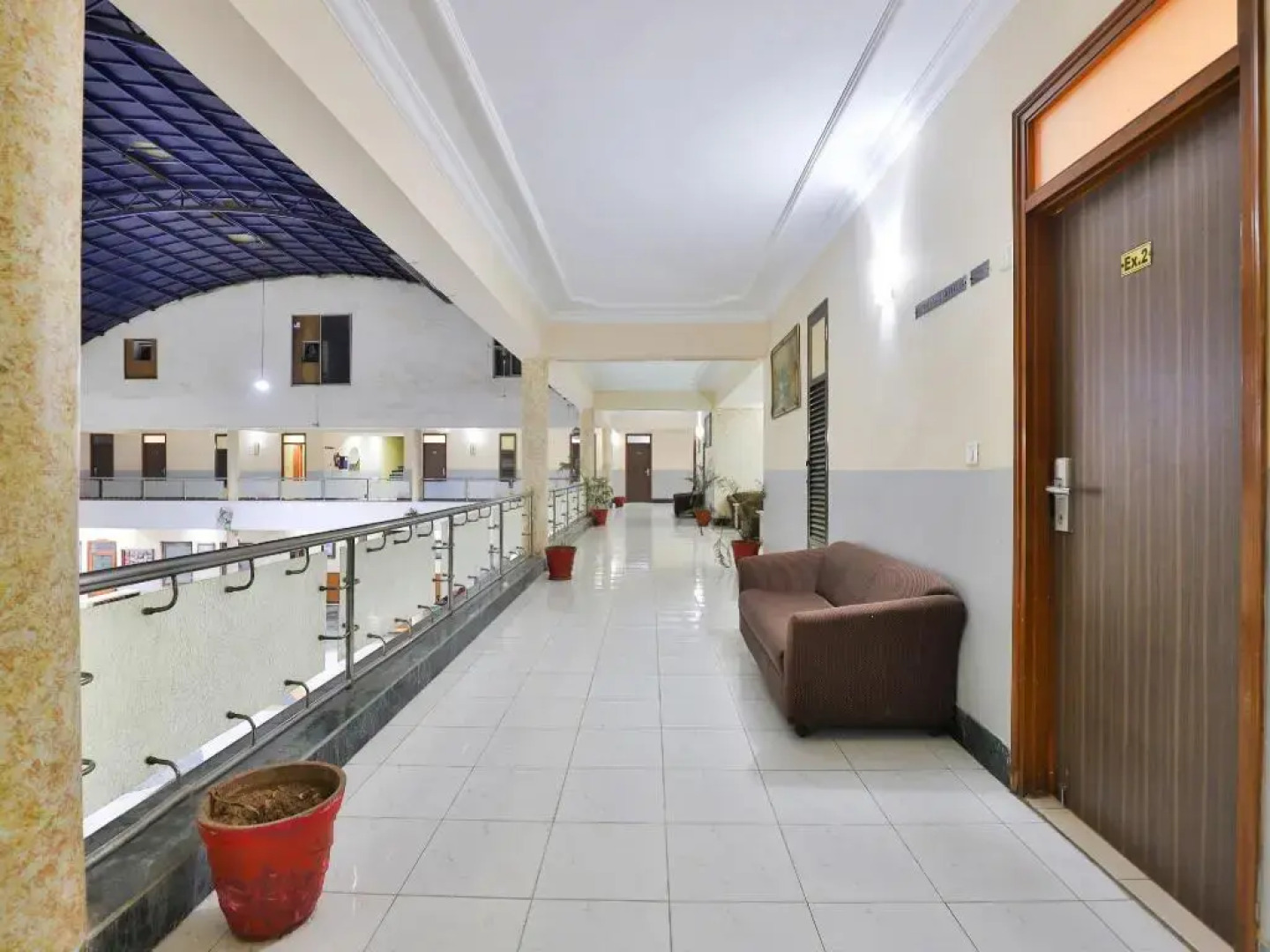 Infocity Club And Resort By OYO Rooms