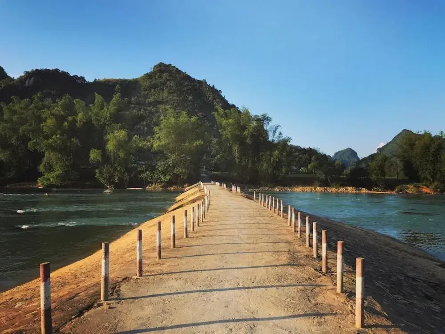 Green Door Ban Gioc - Hostel