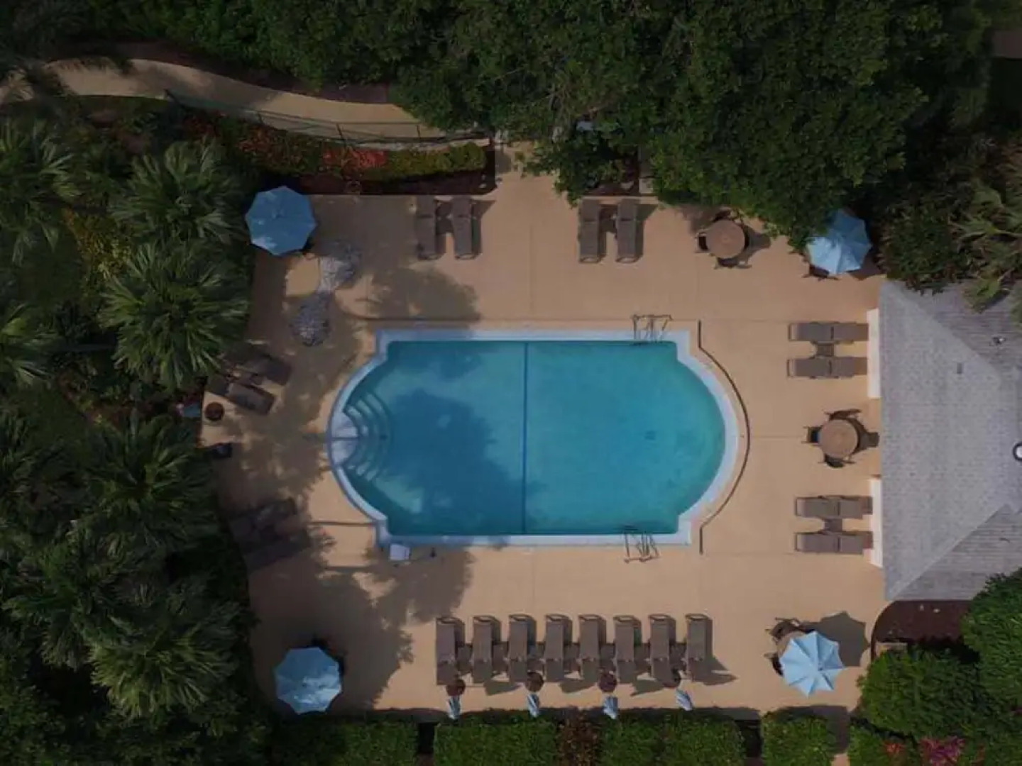 Getaways At Dover House