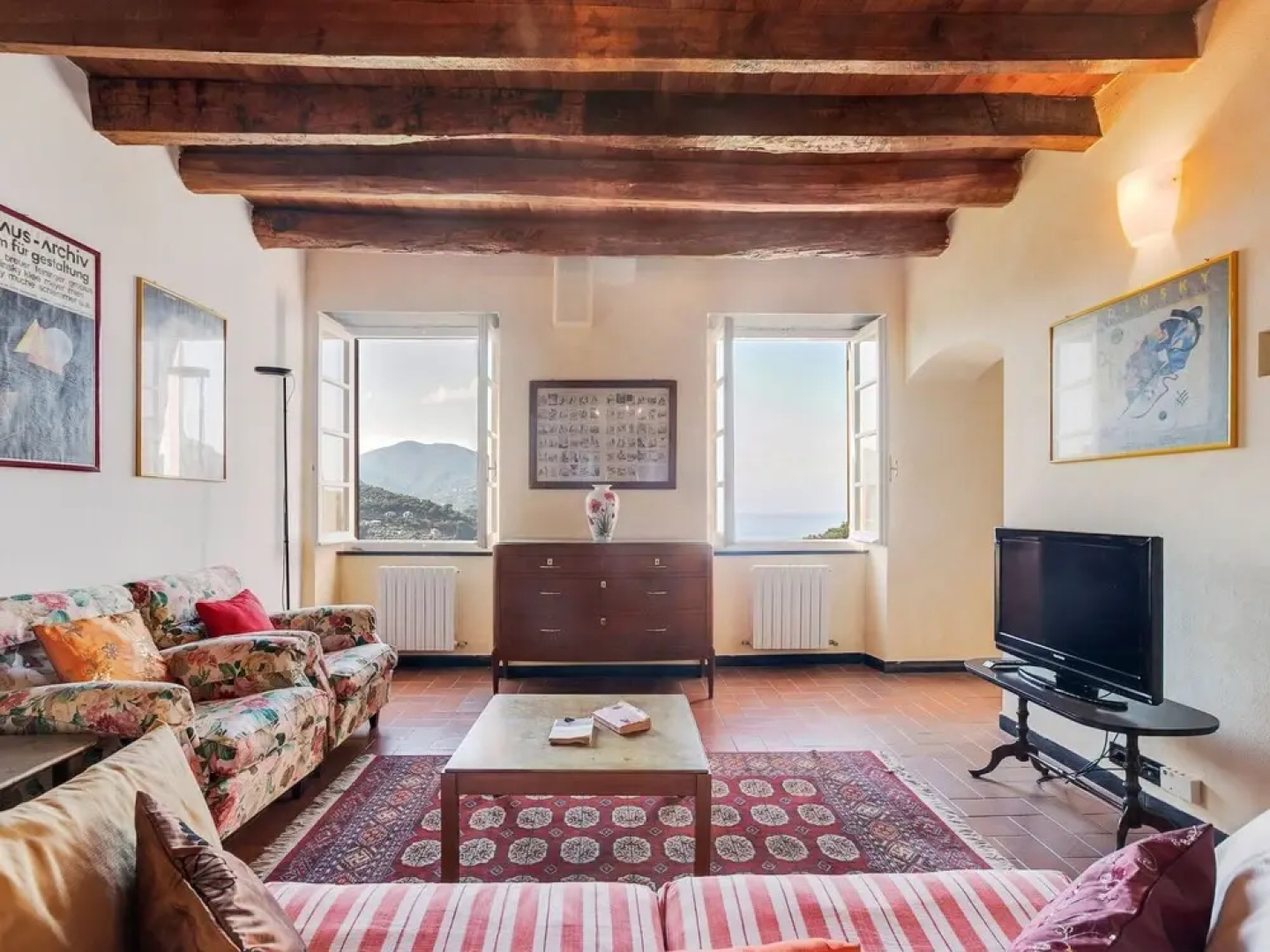 Dreamy Holiday Home in Recco With Swimming Pool
