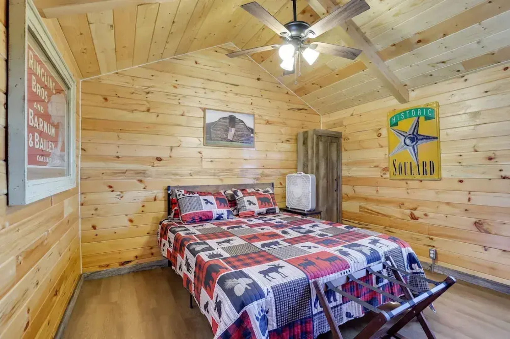 Quiet Caledonia Cabin: 18 Mi to Council Bluff Lake