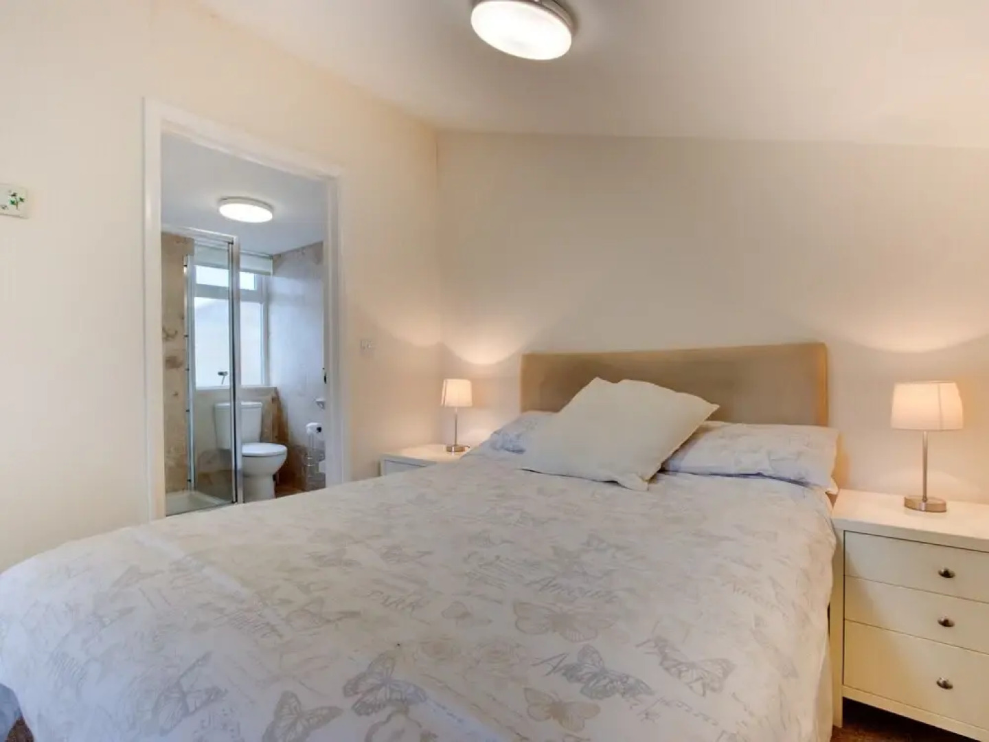 Homely Holiday Home in Saundersfoot With Garden