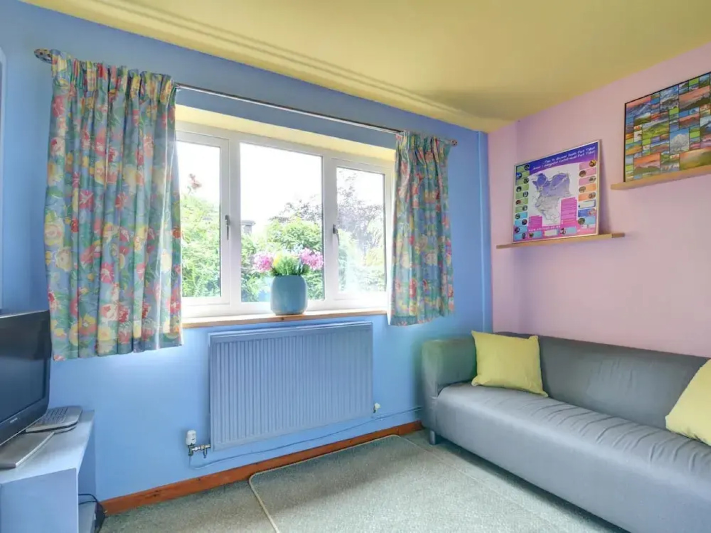 Semi Detached, Stone Built Holiday Home near Swansea & Brecon Beacons