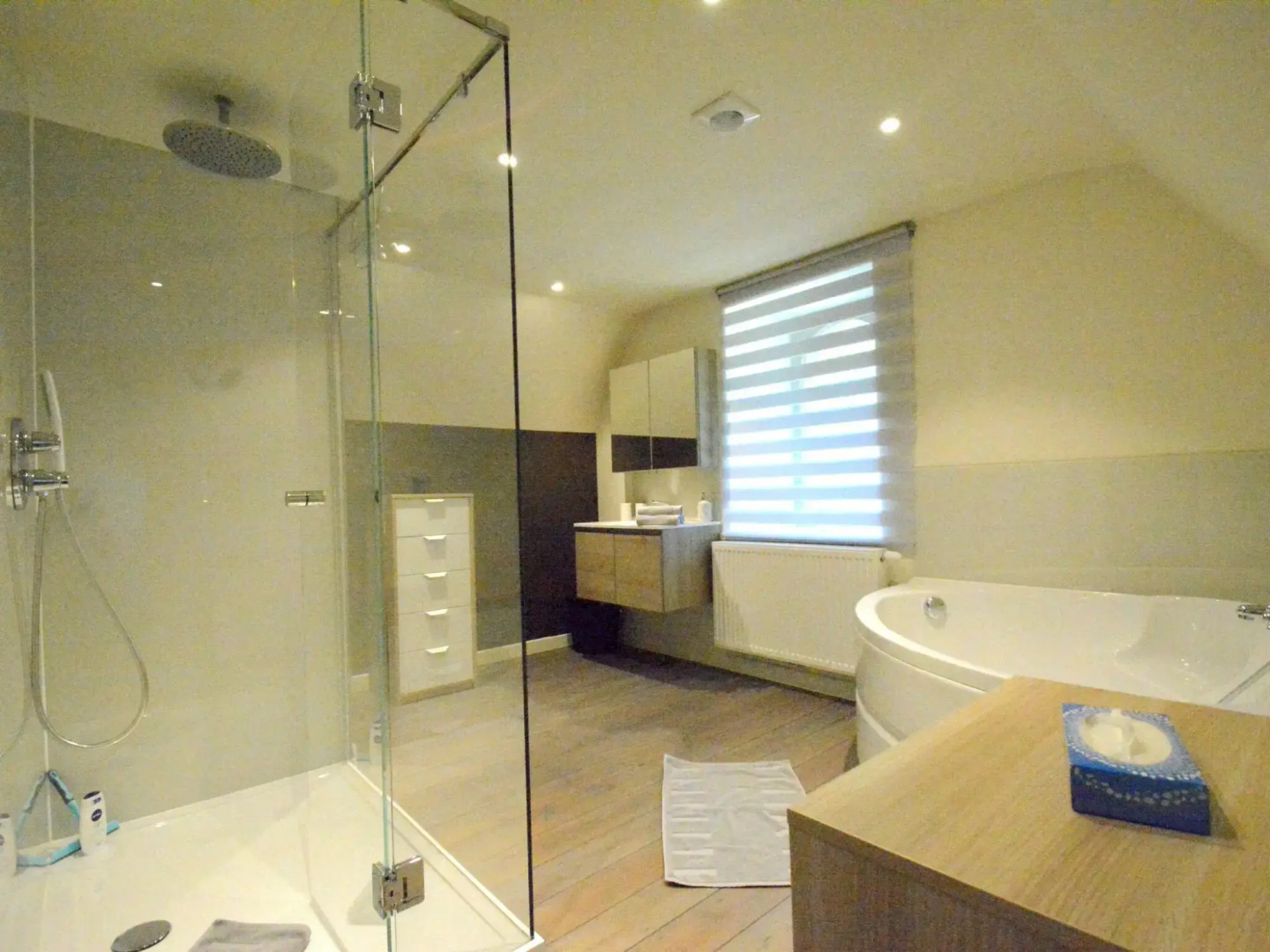Fantastic holiday home in Spa with bubble bath and sauna