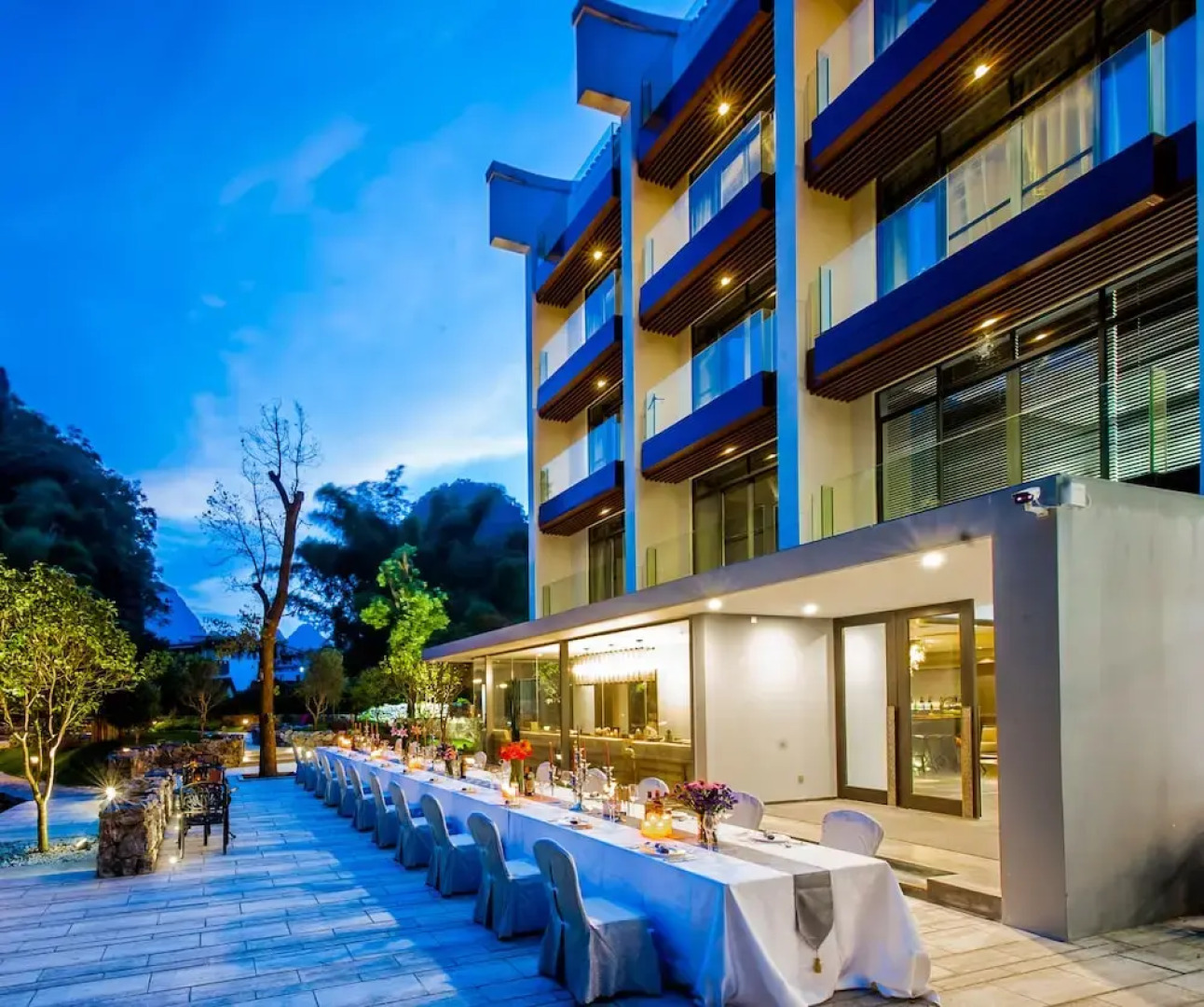 Courtyard Hotel - Yulong River Branch