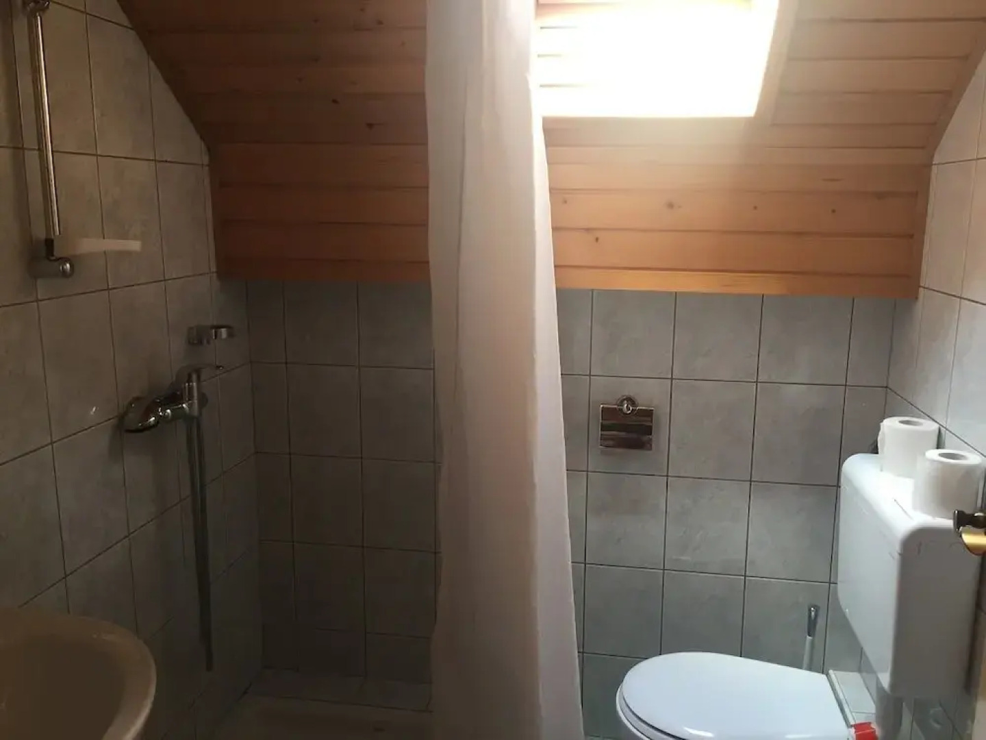 Pr' Dovar Guest House