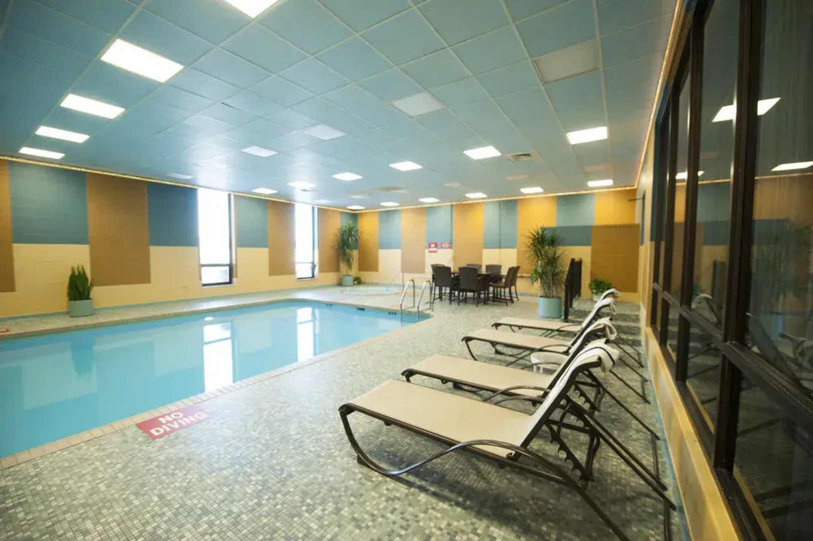 Don Hall's Guesthouse