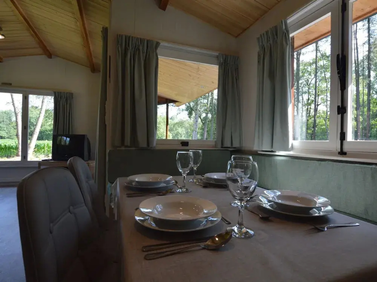 Beautifully Furnished Chalet With a Huge Garden in the Middle of Nature