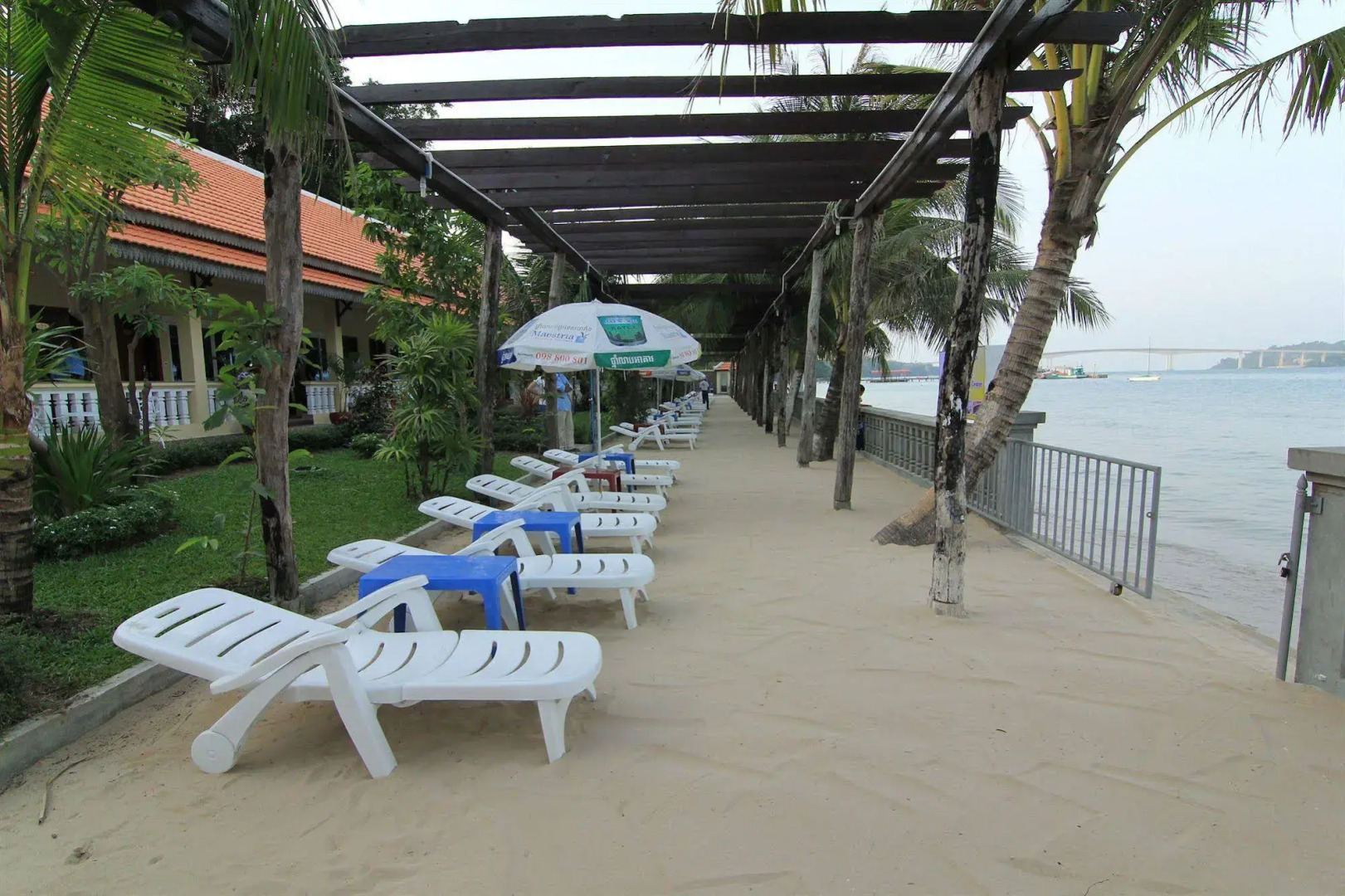 Golden Sea Beach Hotel