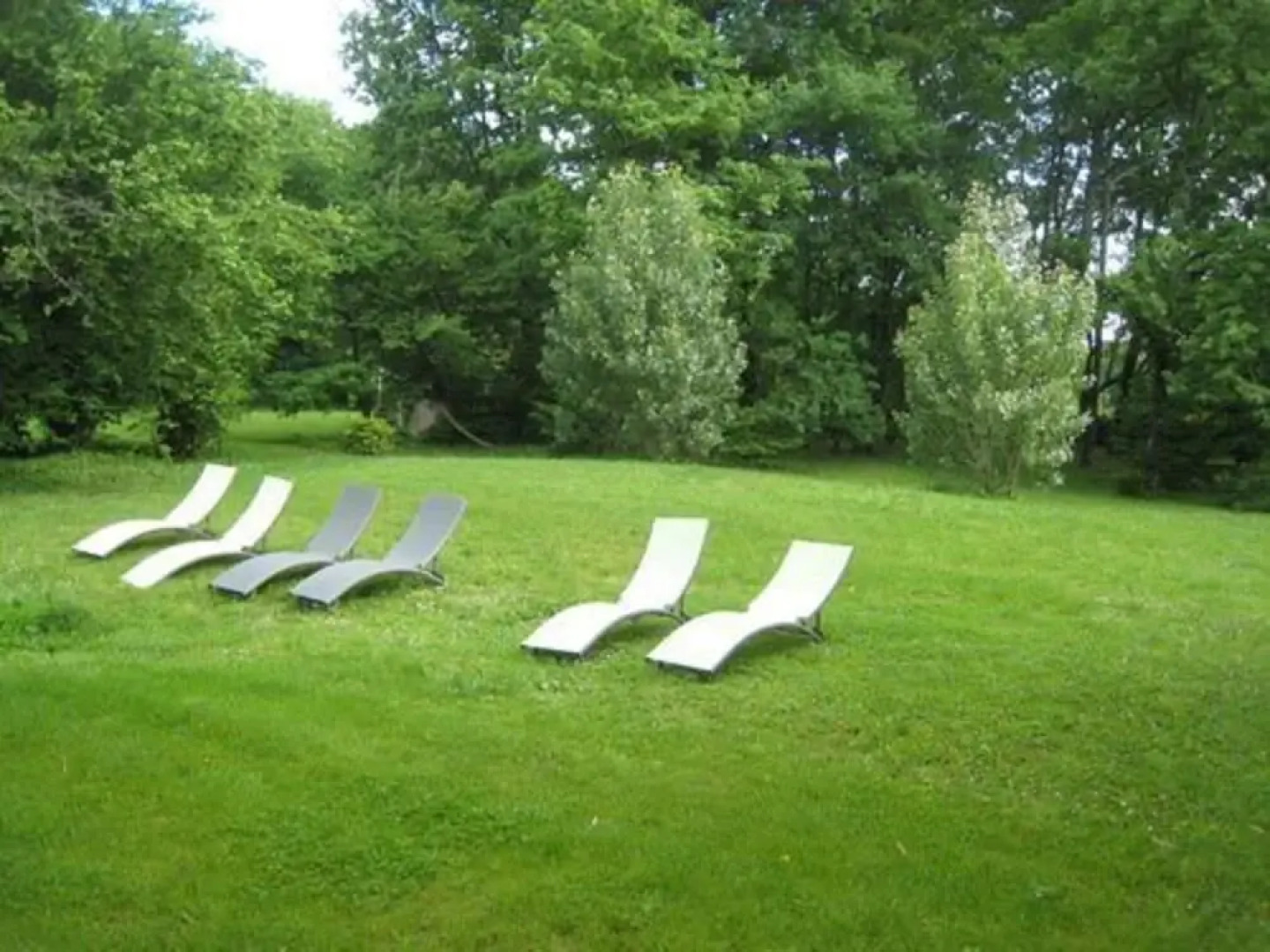 Chateau De Puyrigaud