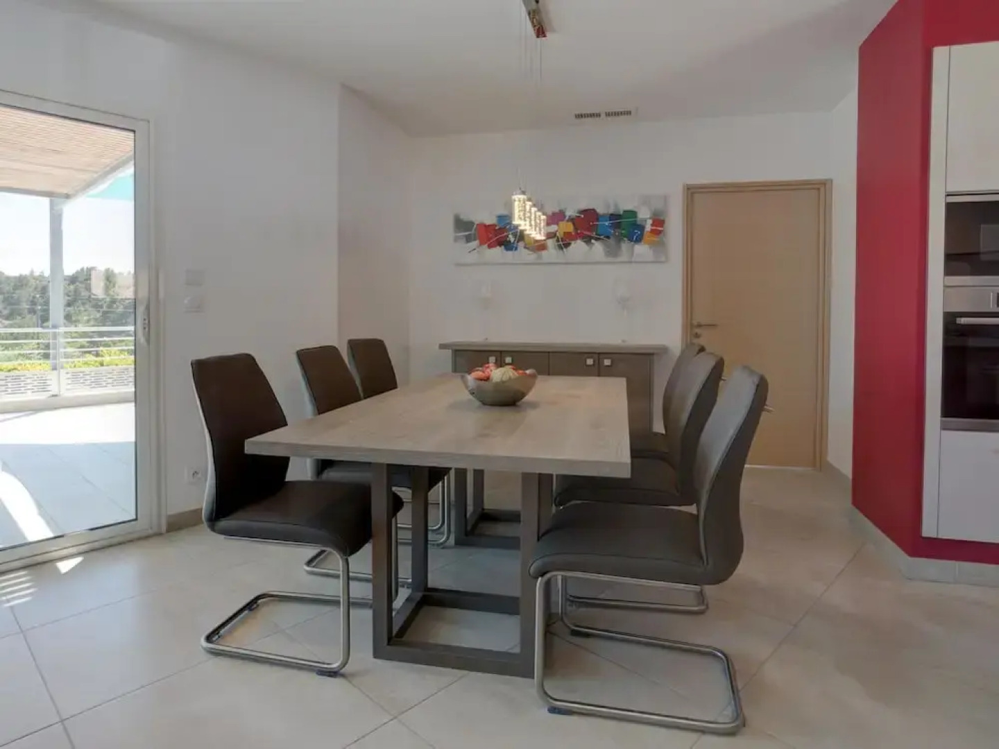 Luxurious Villa Near River in Cesseras