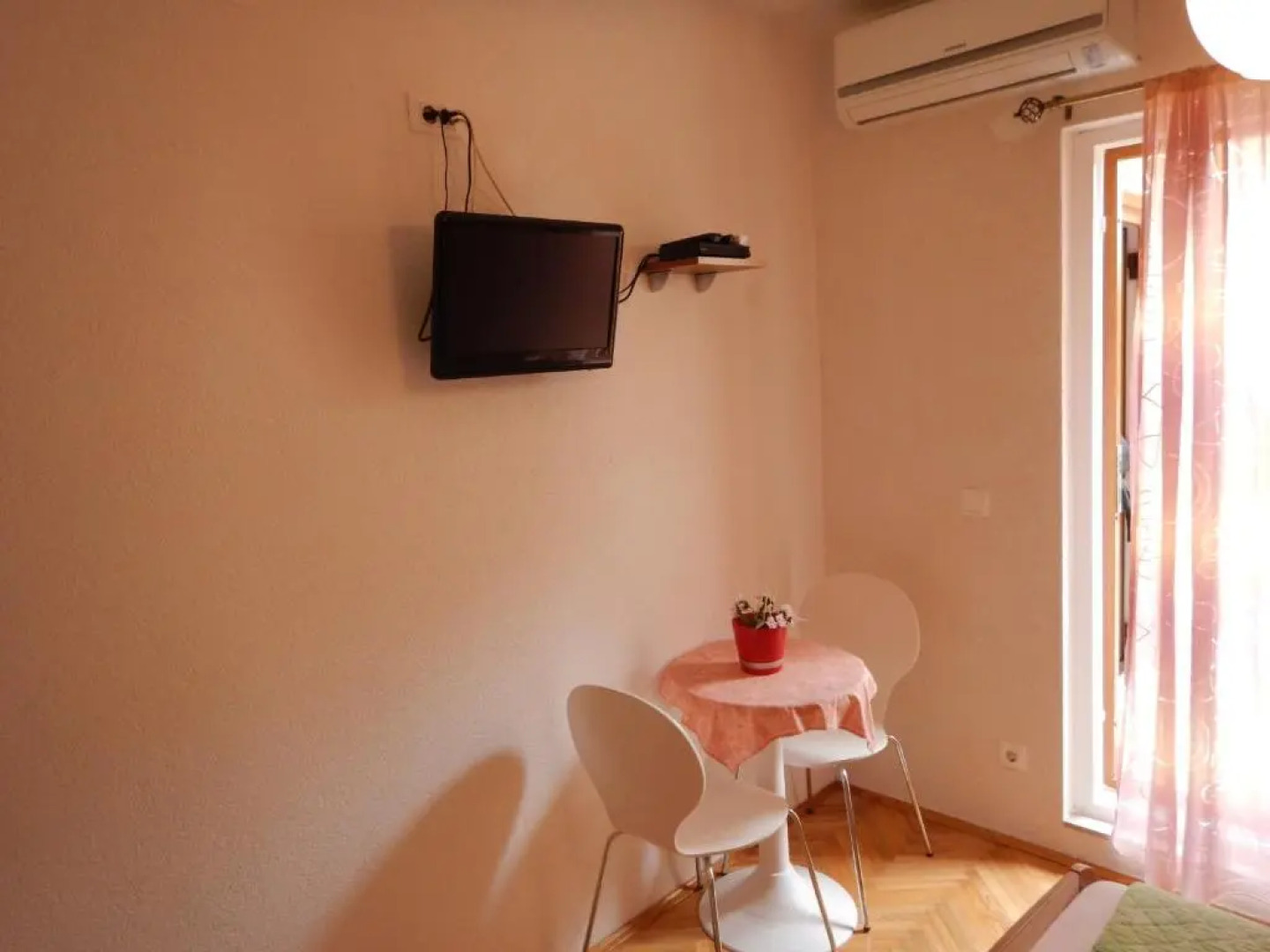 Apartments Kapetan Jure