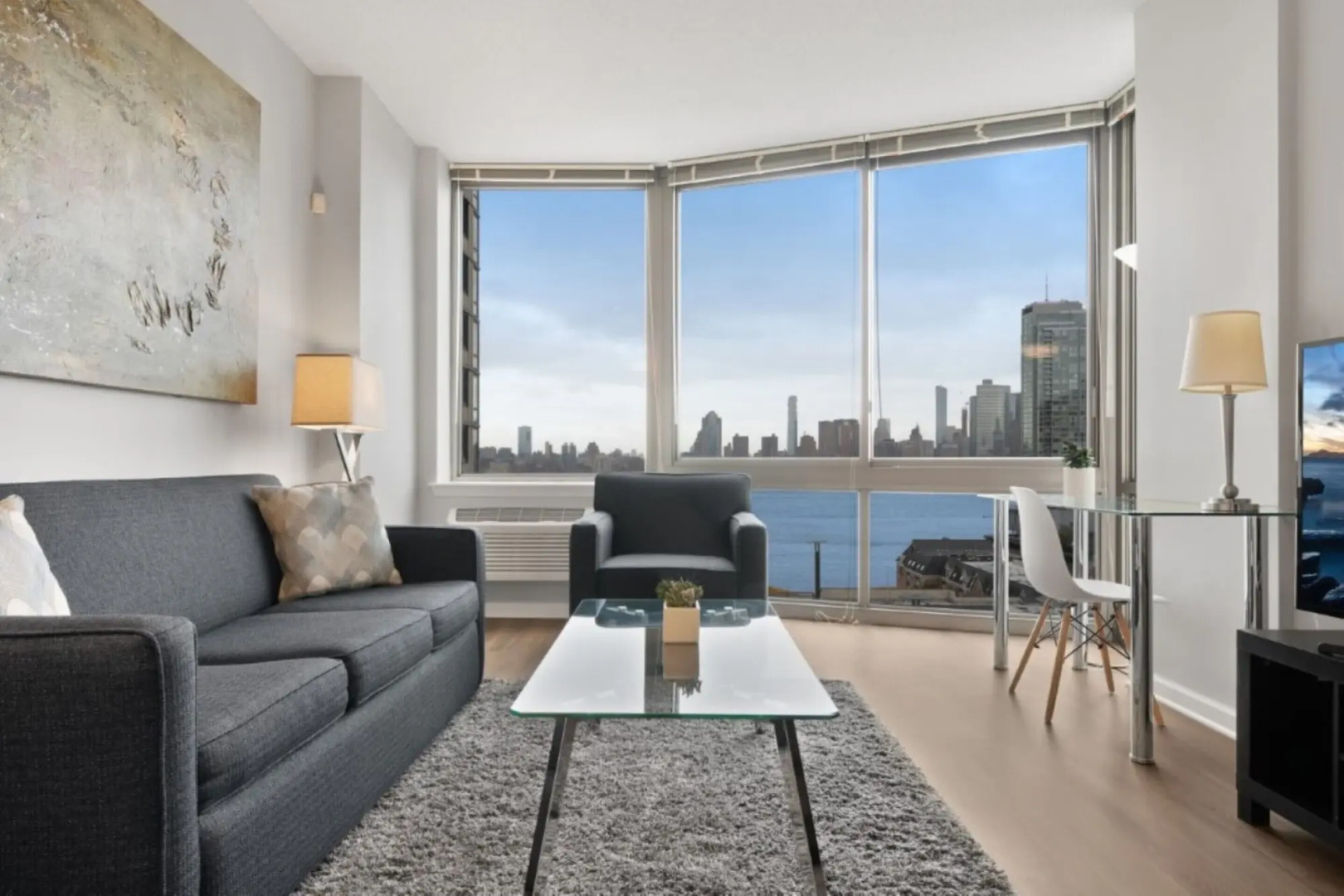 Global Luxury Suites Downtown Jersey City