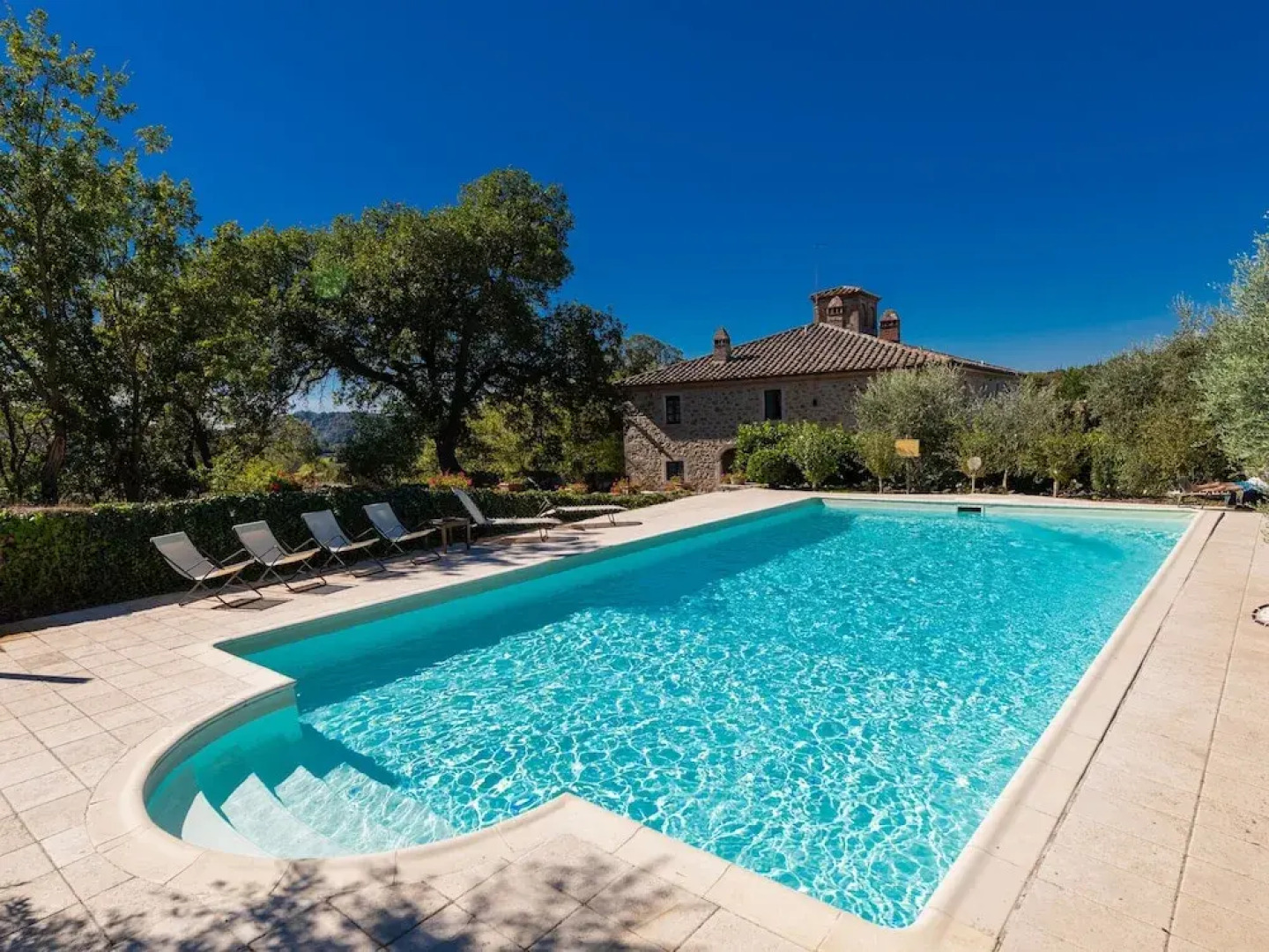 Secluded Apartment in Rapolano Terme with Garden