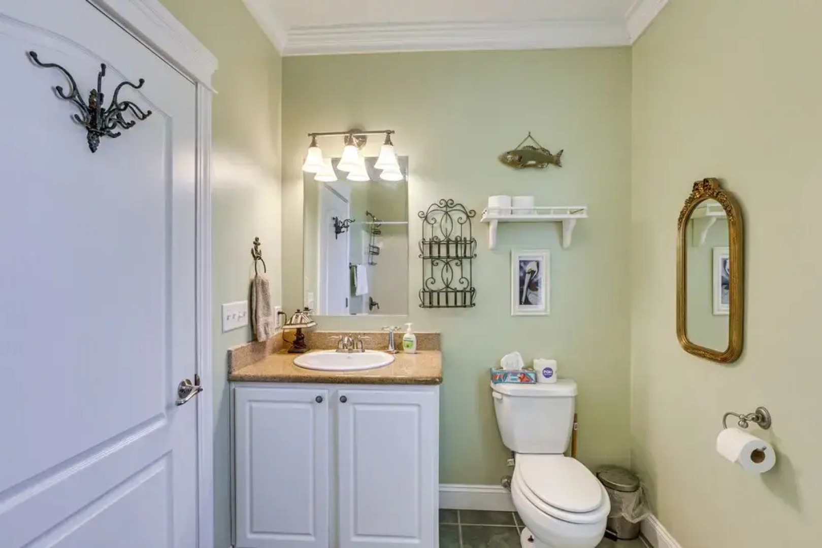 Lovely Carrabelle Home w/ Lake Views & Pool Access