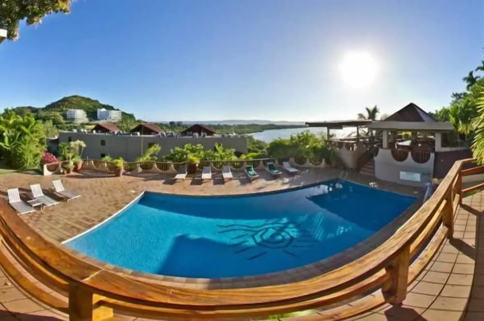 Cliffside Hotel