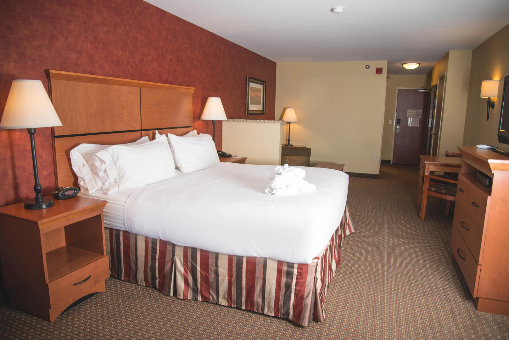 Holiday Inn Express & Suites Loveland by IHG