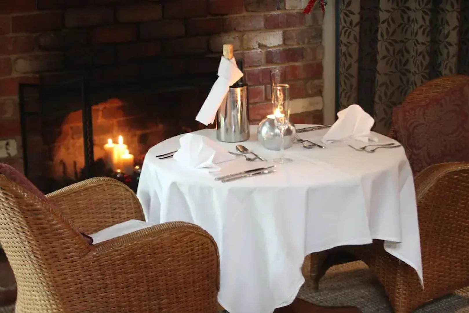 Woodlands Rainforest Retreat