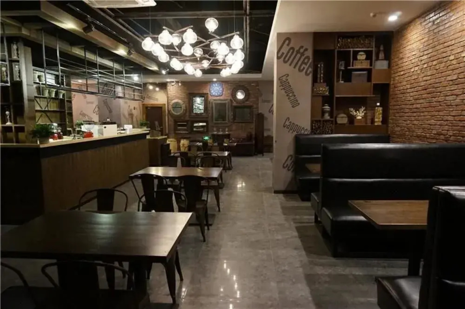 James Joyce Coffetel Shijiazhuang (Railway Station)