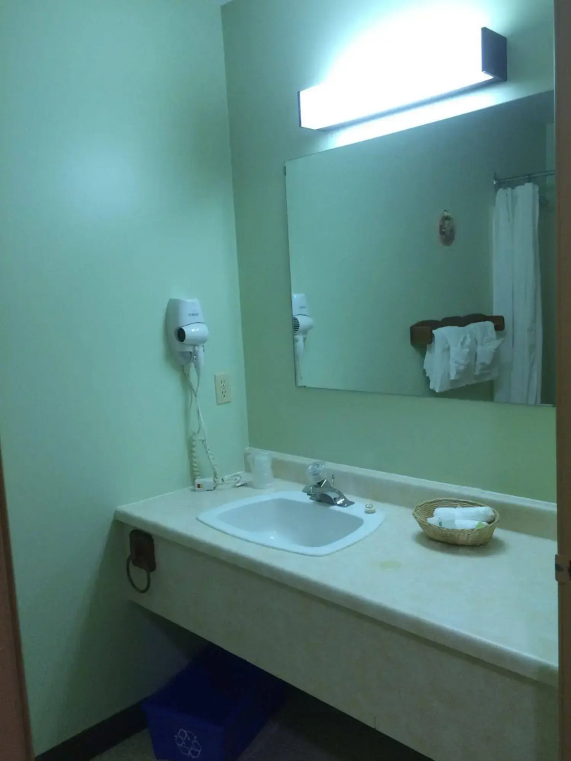 Blueberry Hill Motel