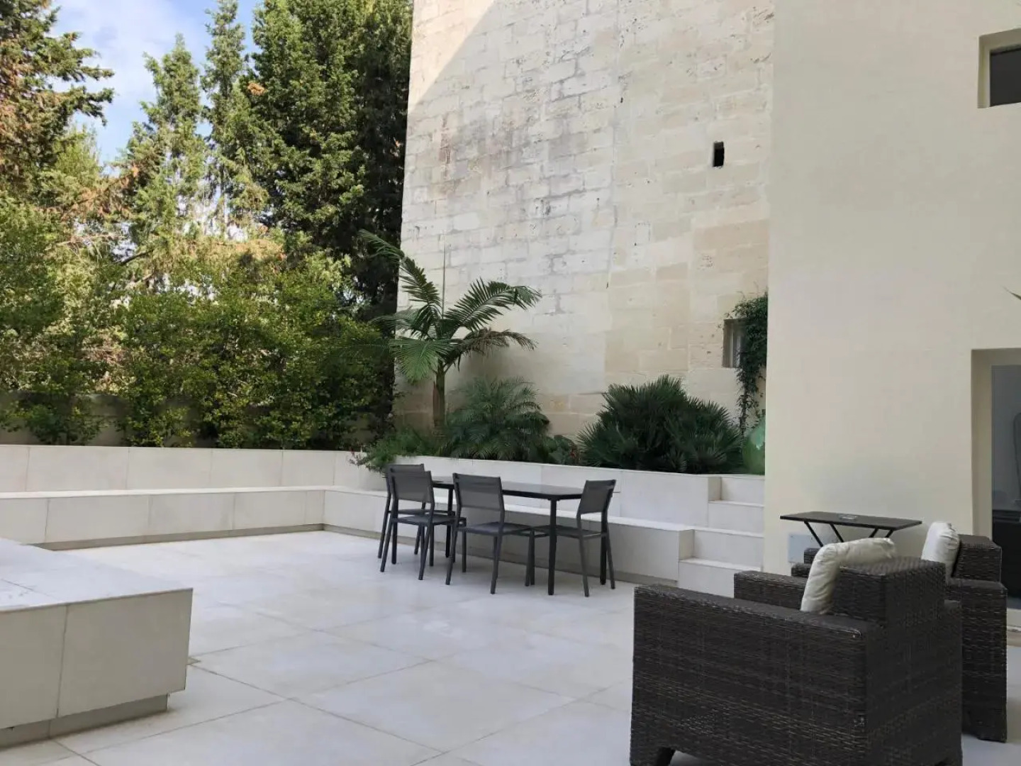 Carlo V - con piscina e giardino privati