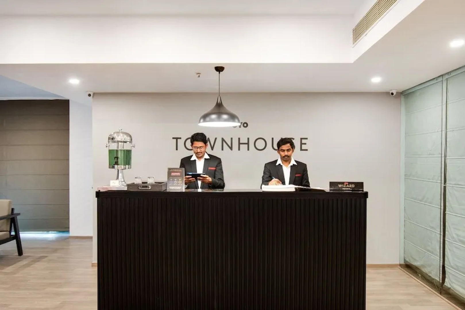 OYO Townhouse 228 Hotel Alana