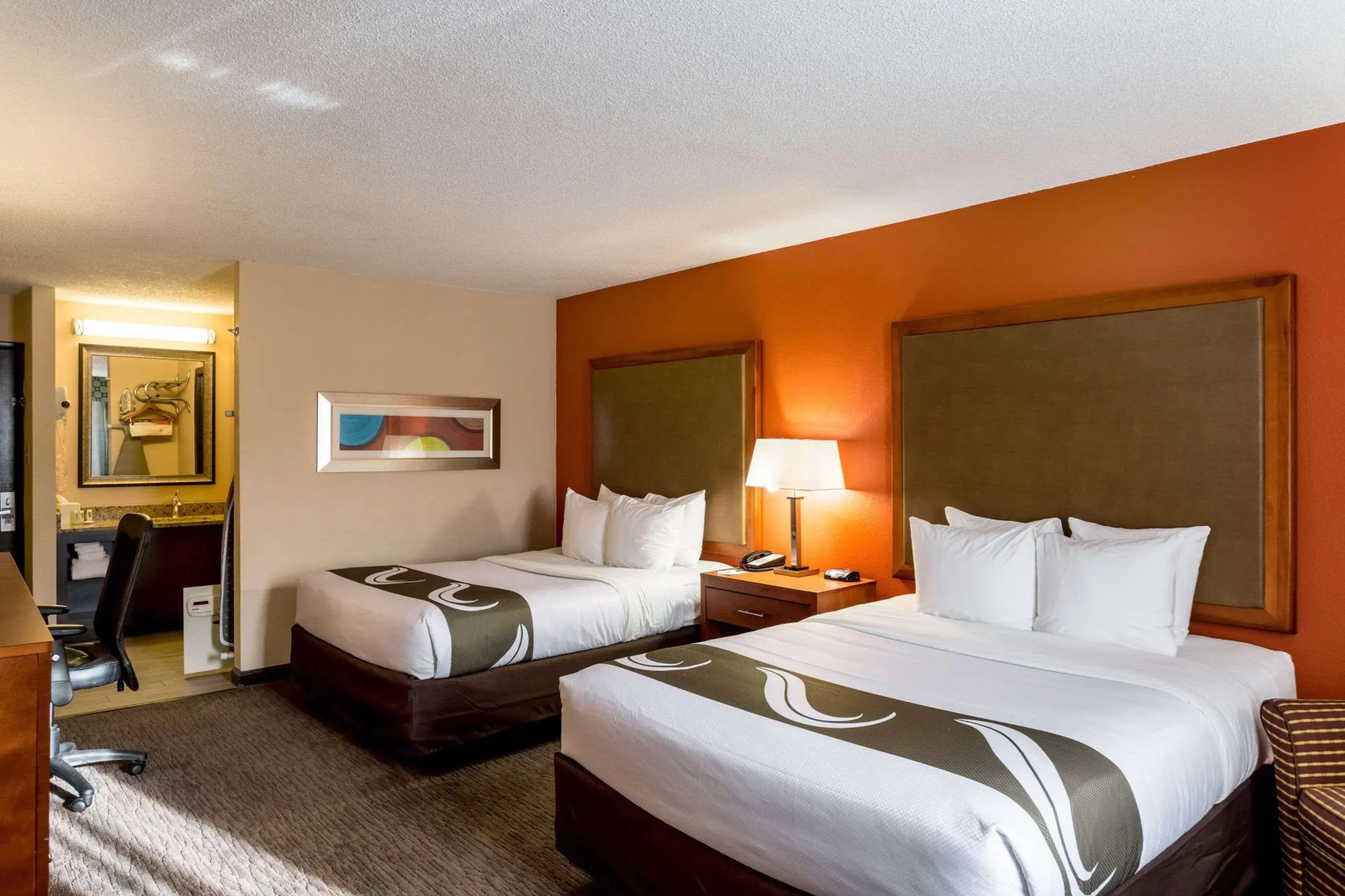 Comfort Inn & Suites Nashville Downtown – Stadium