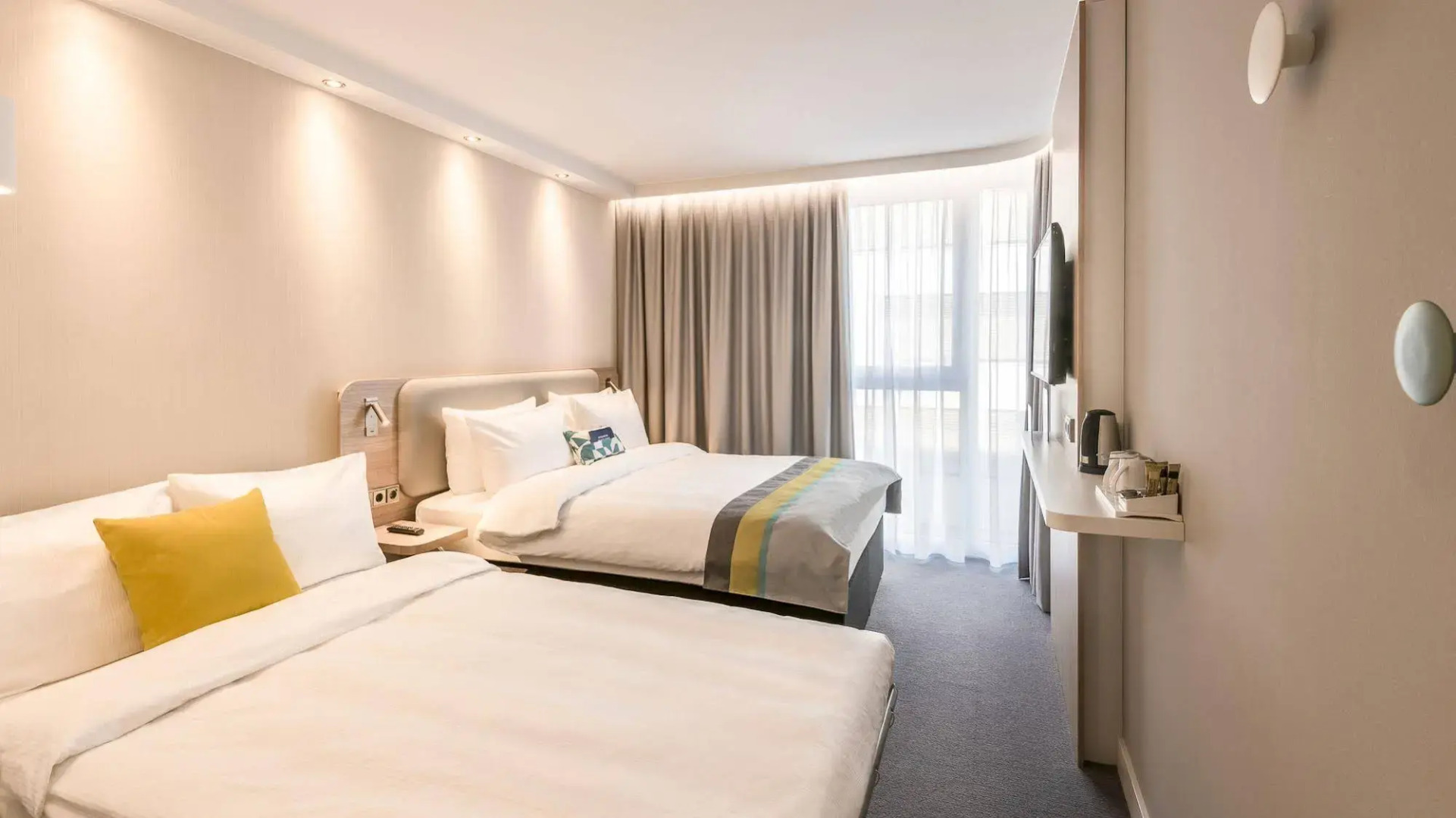 Premier Inn Cologne City Sud Hotel