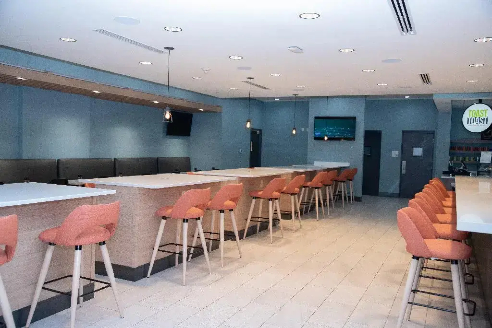 Holiday Inn Hotel & Suites Fayetteville W-Fort Bragg Area by IHG