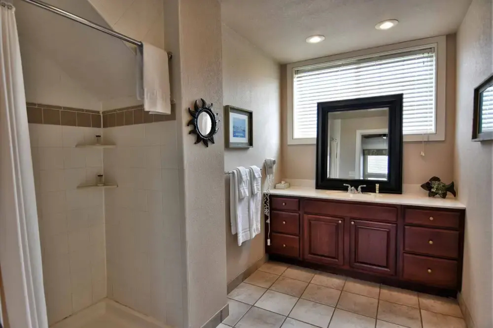 Unit 317 Tagalong Condo 3 Bedroom Condo by RedAwning