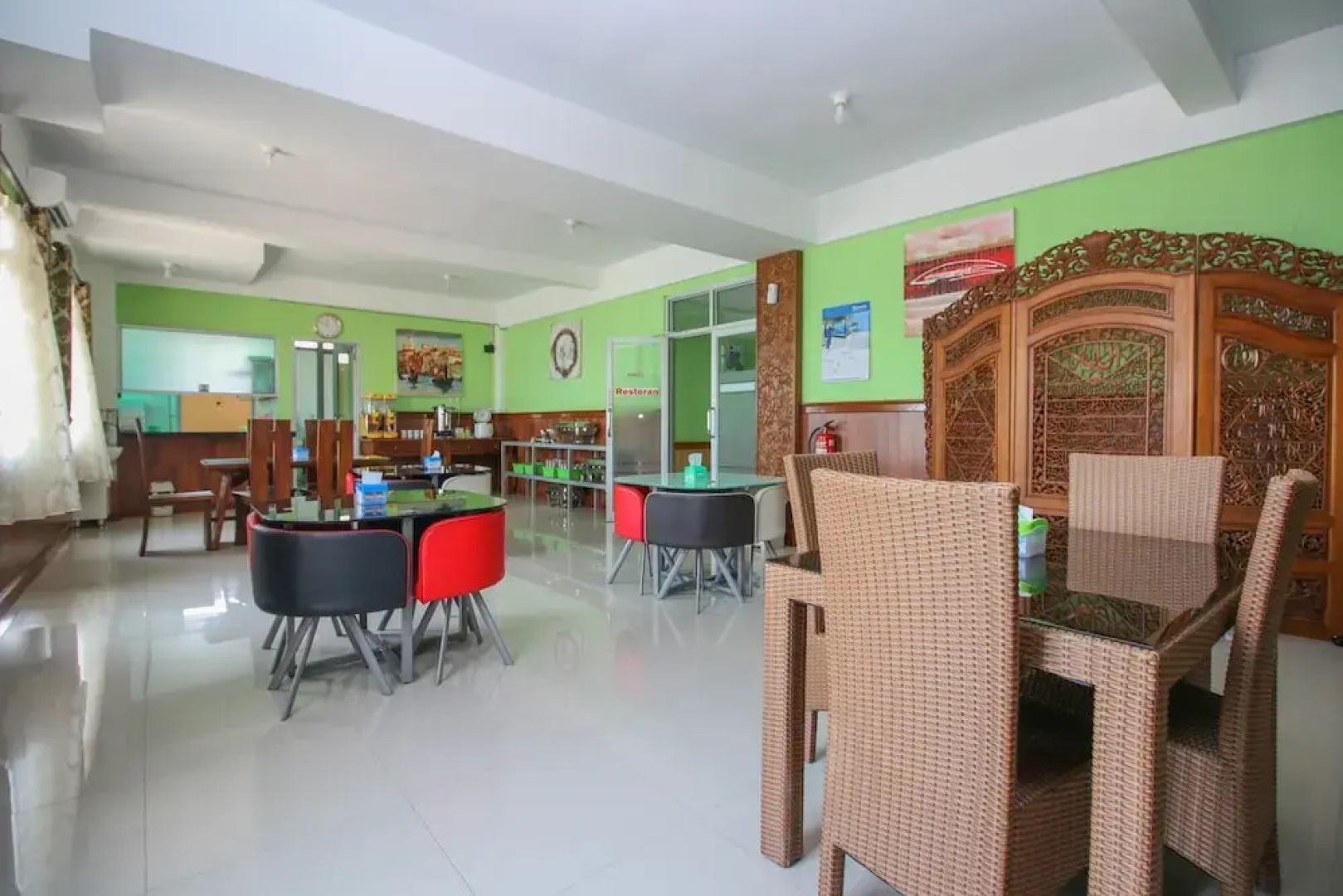 Airy Bandara Adi Soemarmo 3 Solo