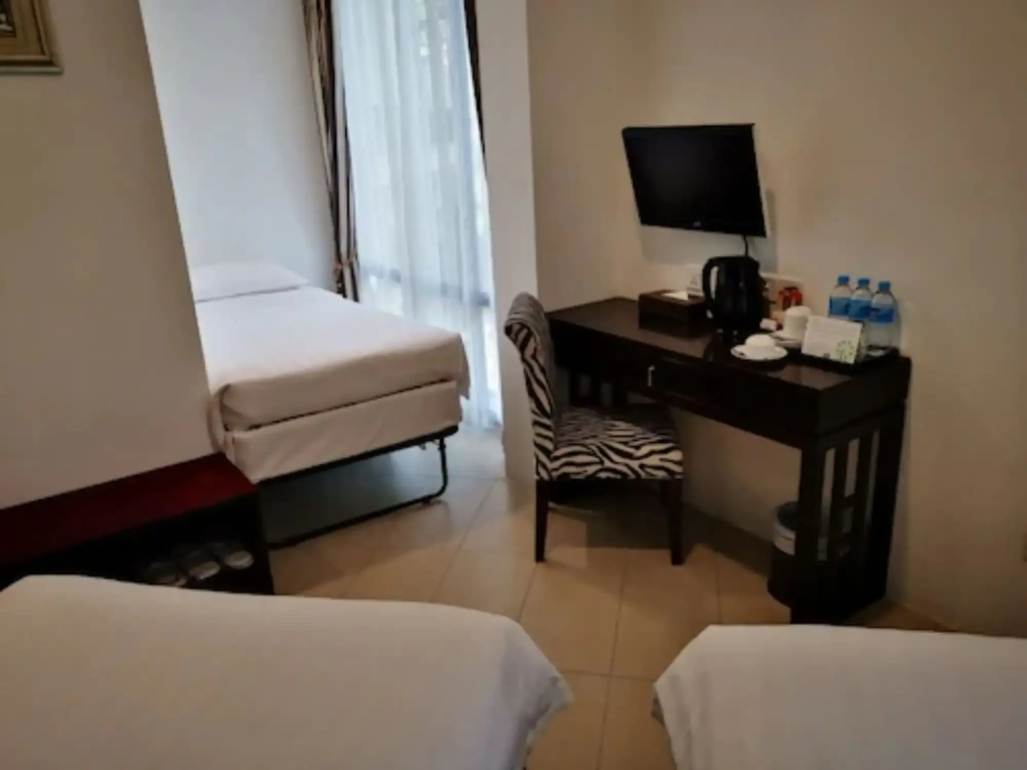 Rest Bugis Hotel